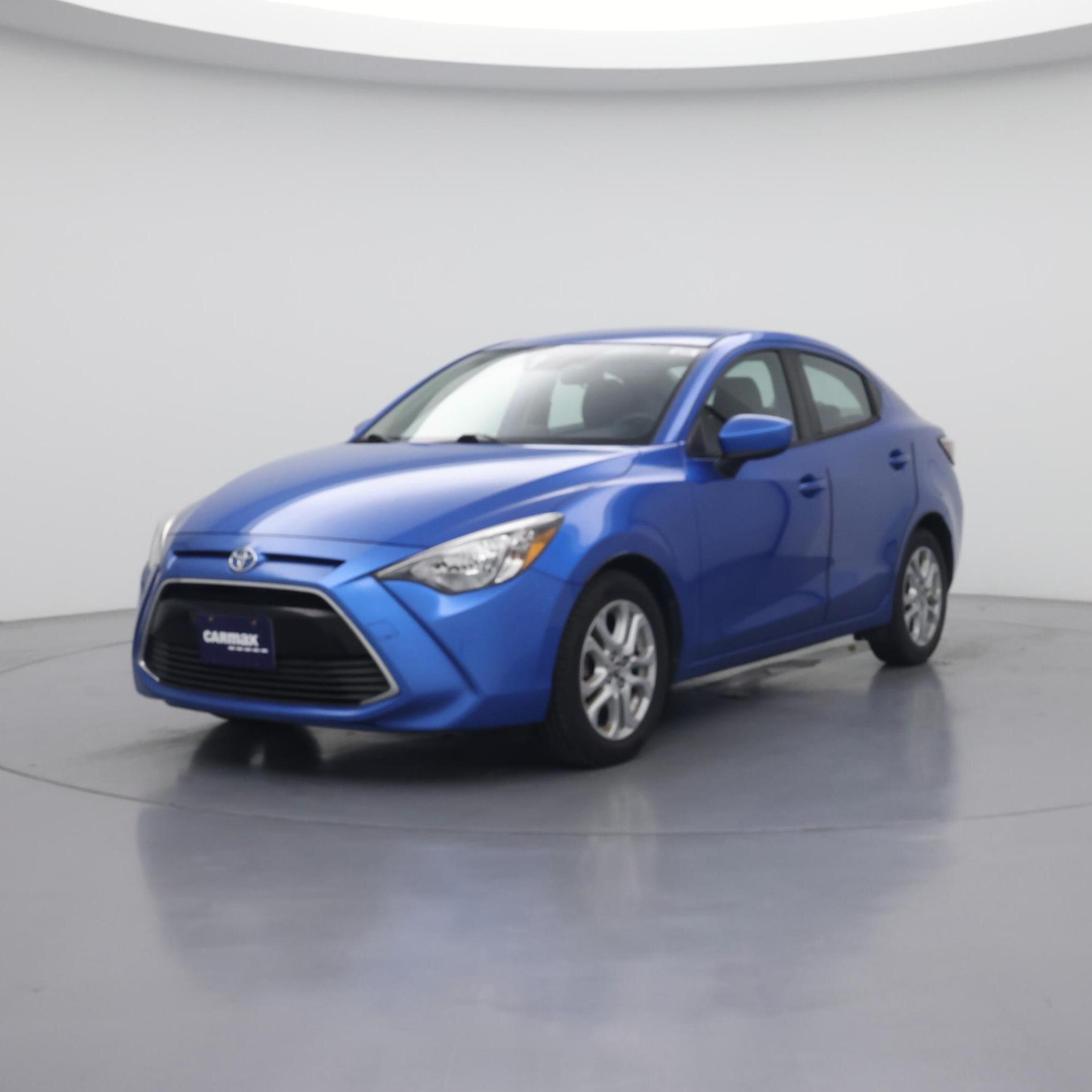 Thumbnail: 2017 Toyota Yaris iA - 4