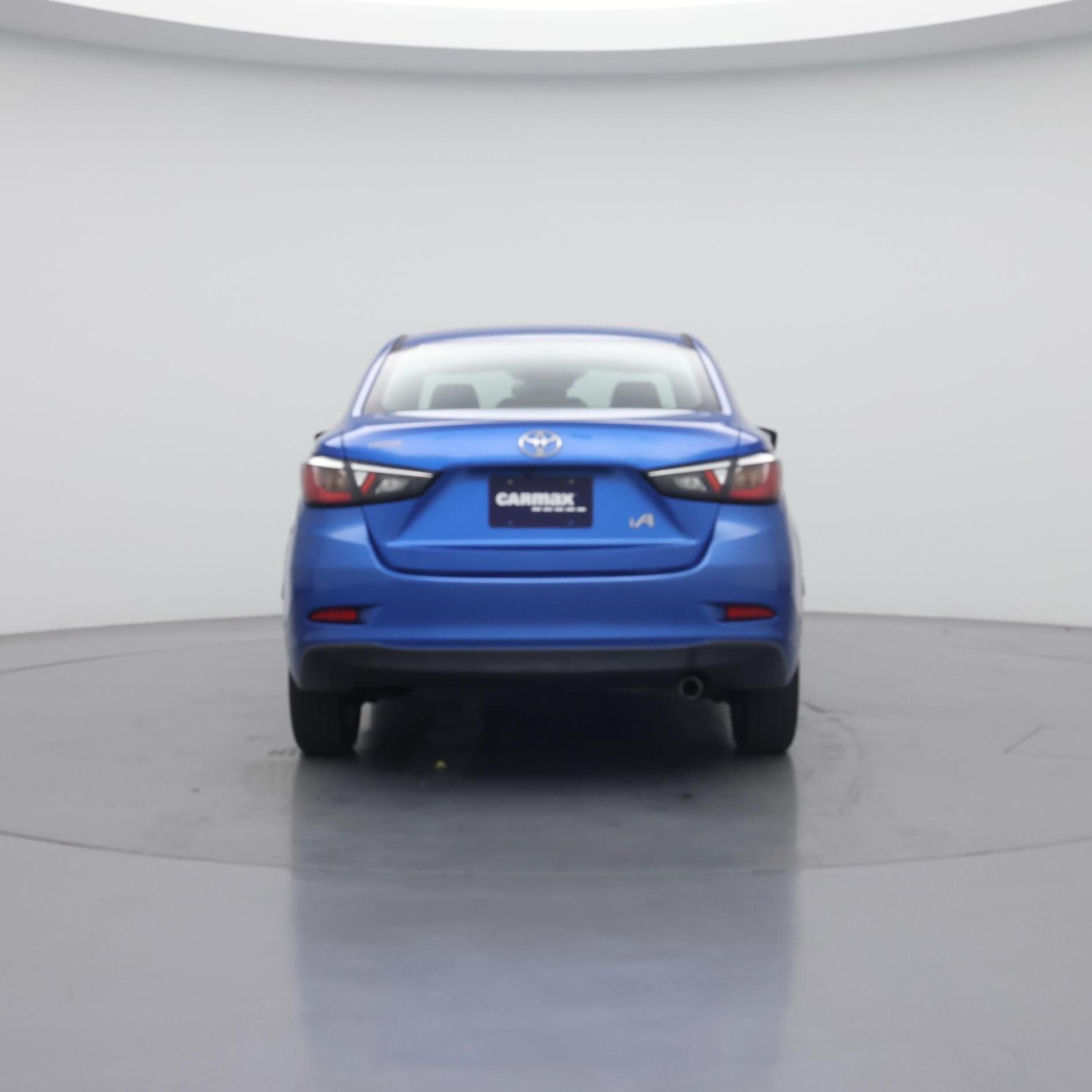 Thumbnail: 2017 Toyota Yaris iA - 6