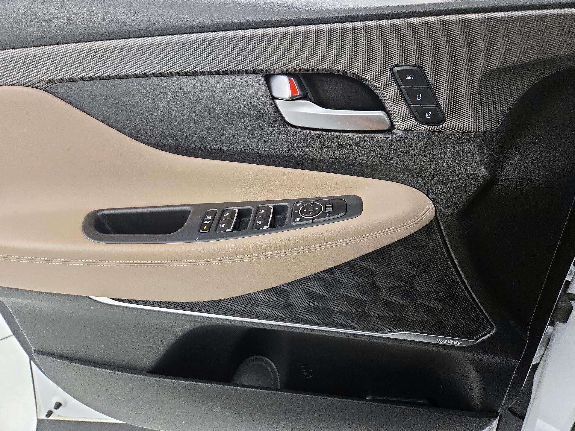 Thumbnail: 2019 Hyundai Santa Fe - 12