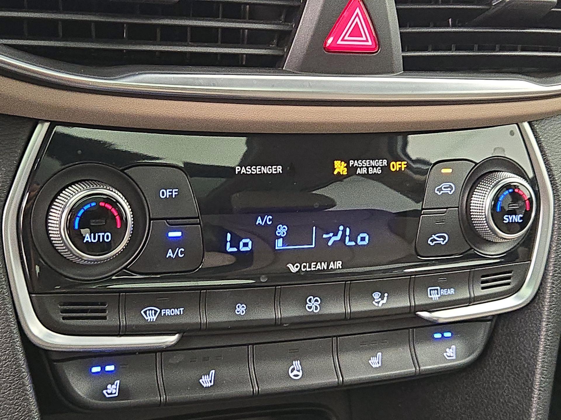 Thumbnail: 2019 Hyundai Santa Fe - 17