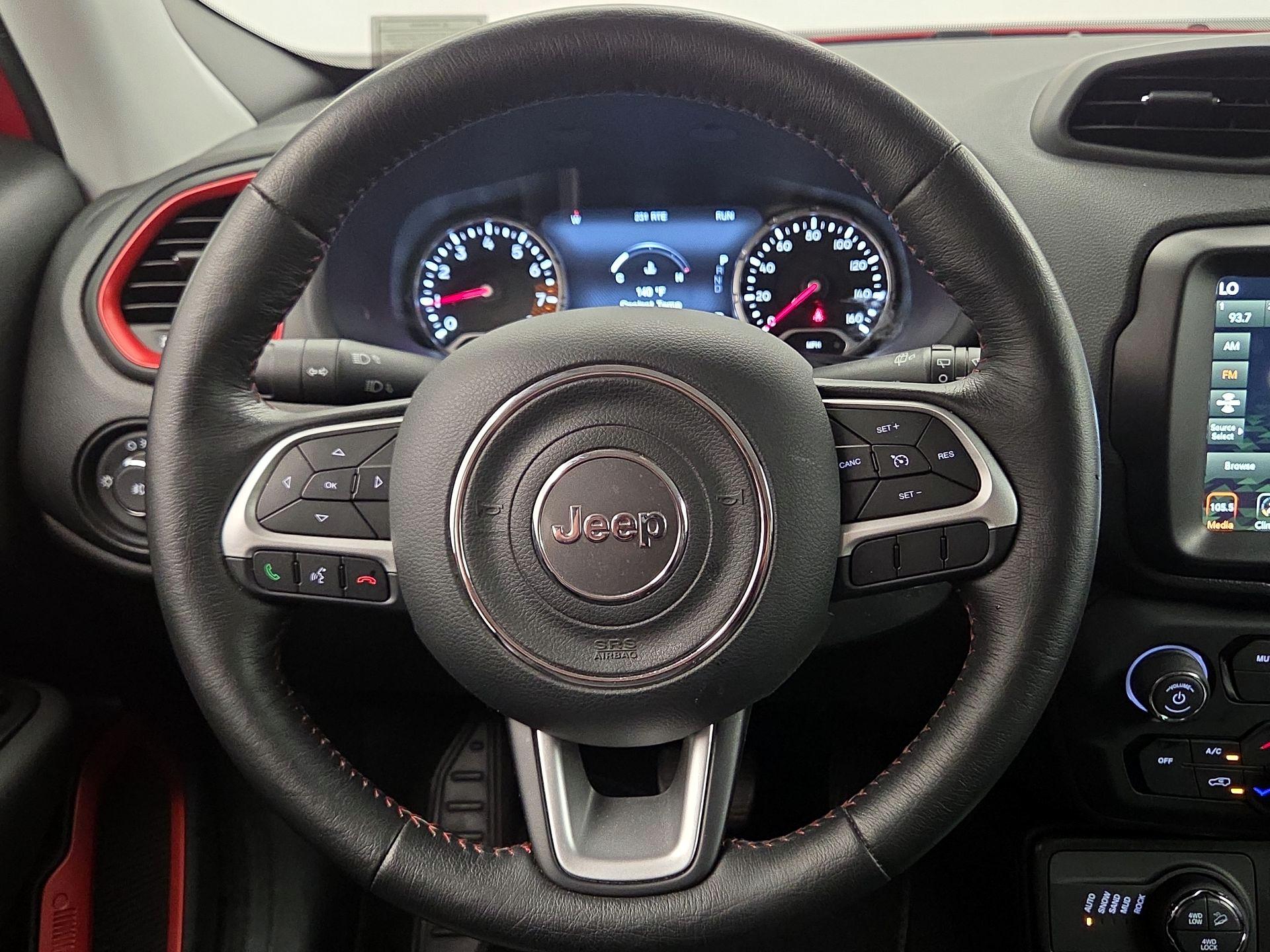 Thumbnail: 2023 Jeep Renegade - 10
