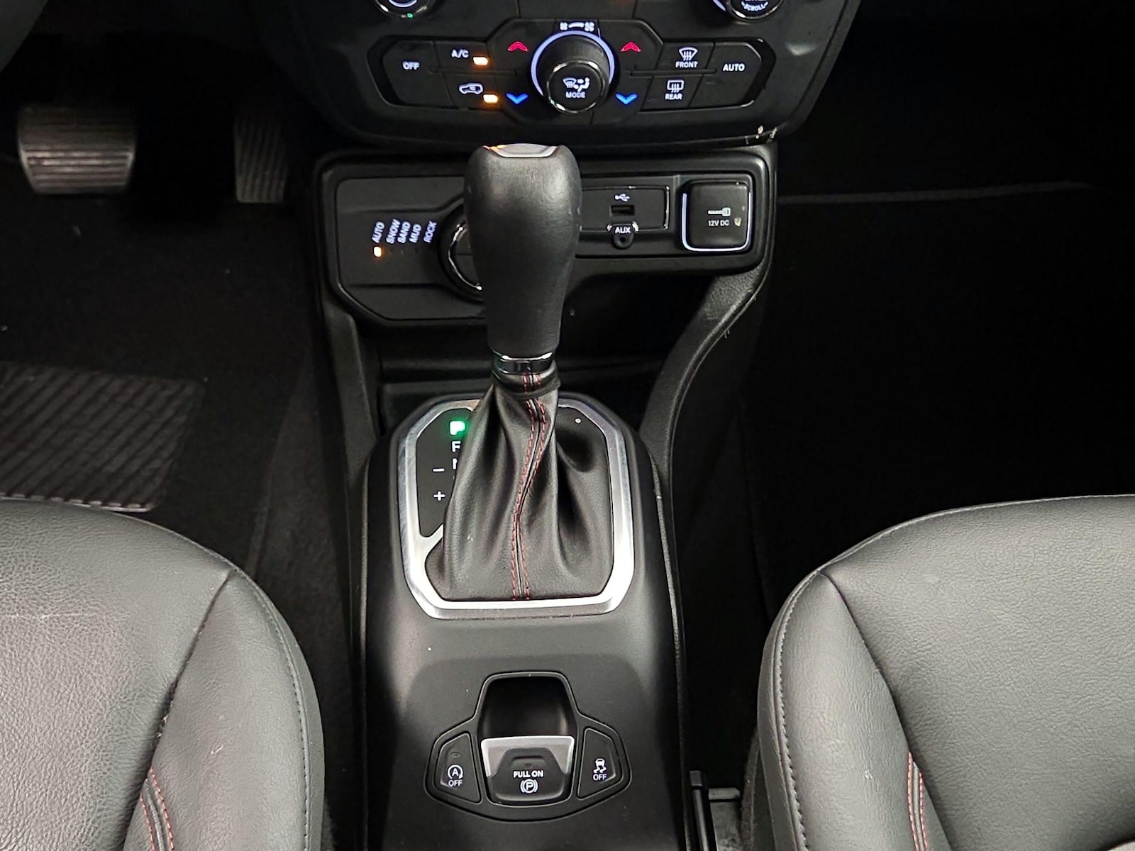 2023 Jeep Renegade Trailhawk - Photo 18