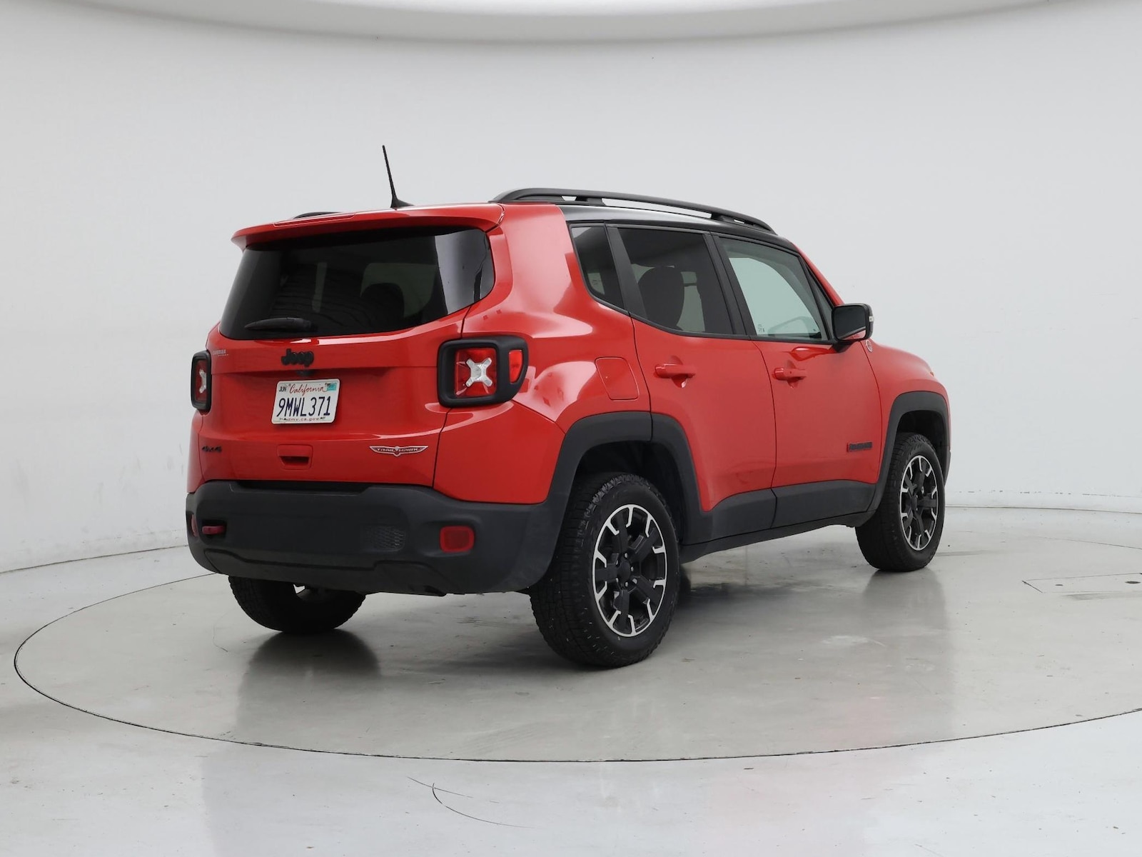 2023 Jeep Renegade Trailhawk - Photo 9