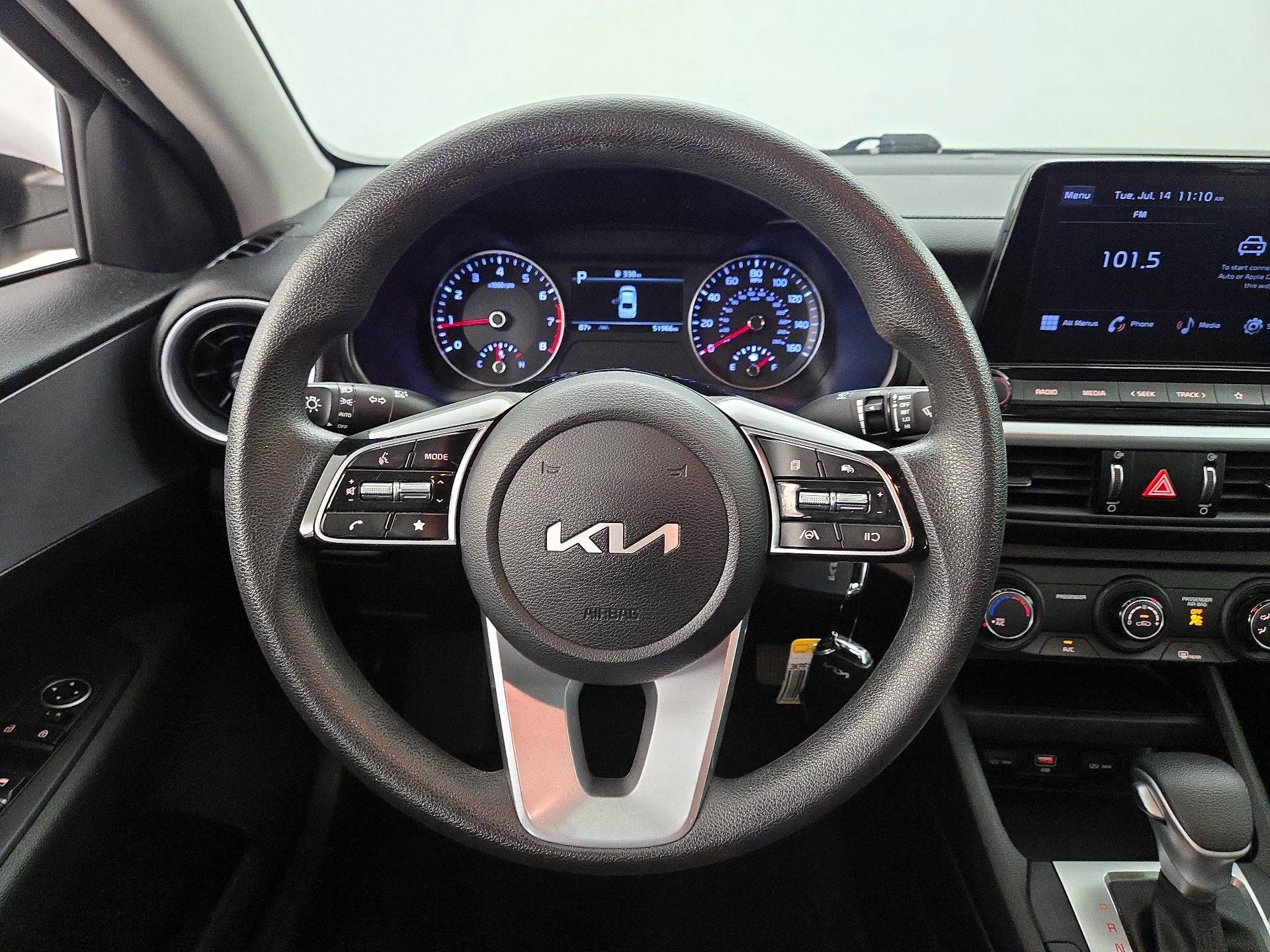 Thumbnail: 2022 Kia Forte - 10