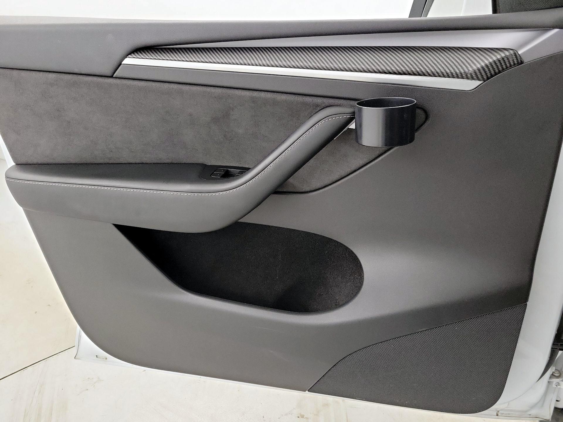 Thumbnail: 2022 Tesla Model Y - 12