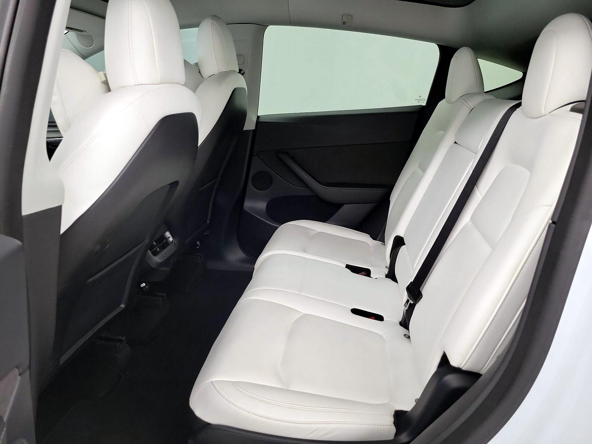 Thumbnail: 2022 Tesla Model Y - 19