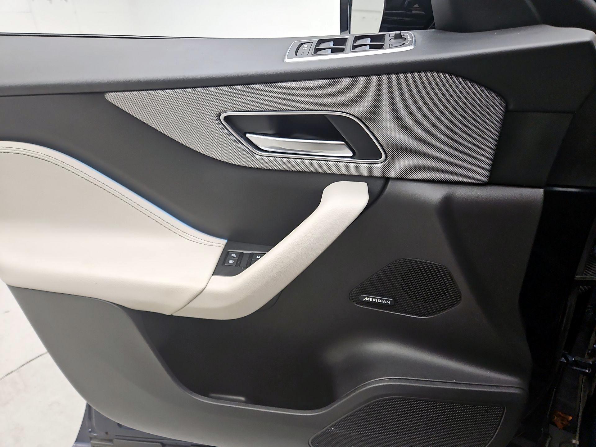 Thumbnail: 2018 Jaguar F-Pace - 12