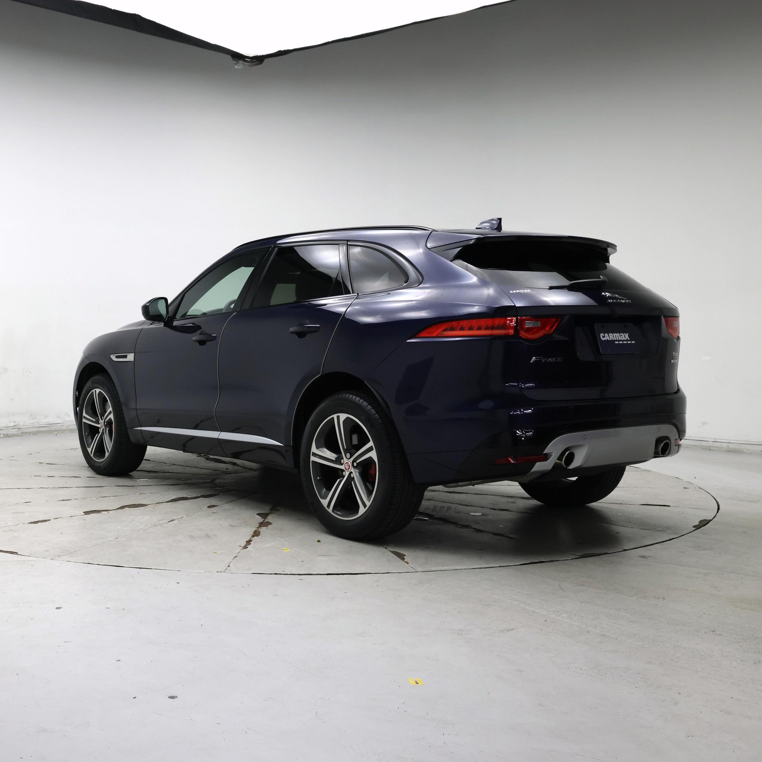 Thumbnail: 2018 Jaguar F-Pace - 2