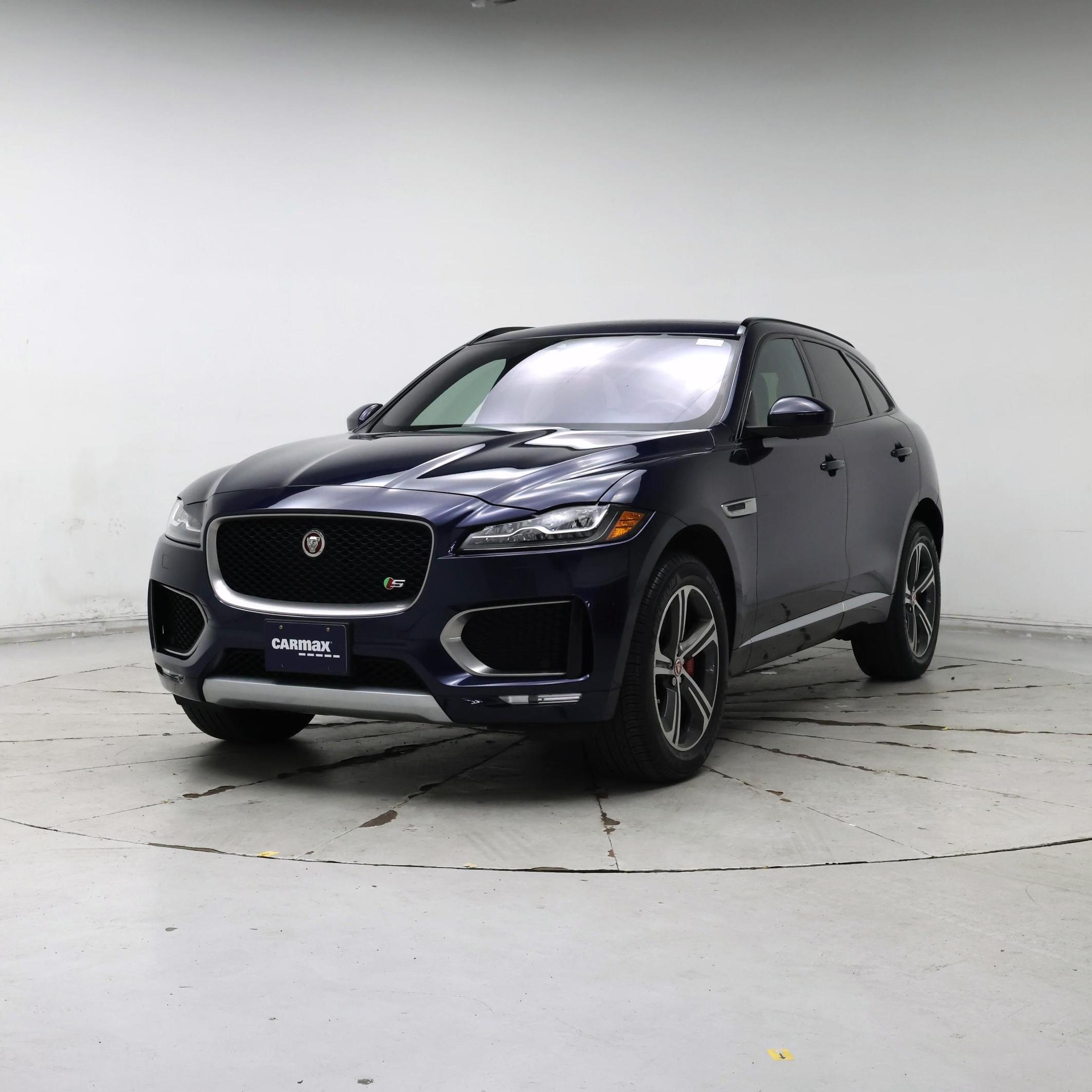 Thumbnail: 2018 Jaguar F-Pace - 4