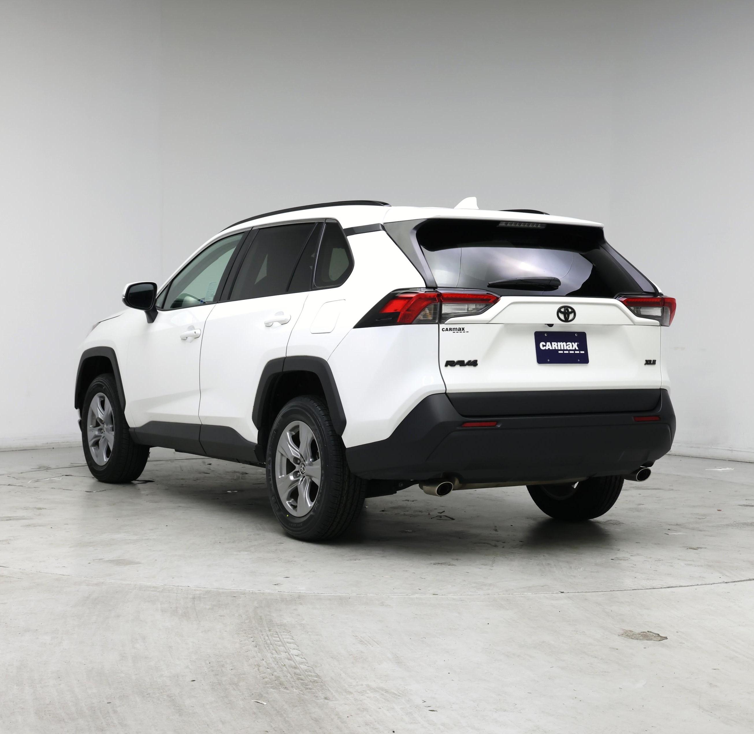 Thumbnail: 2022 Toyota RAV4 - 2