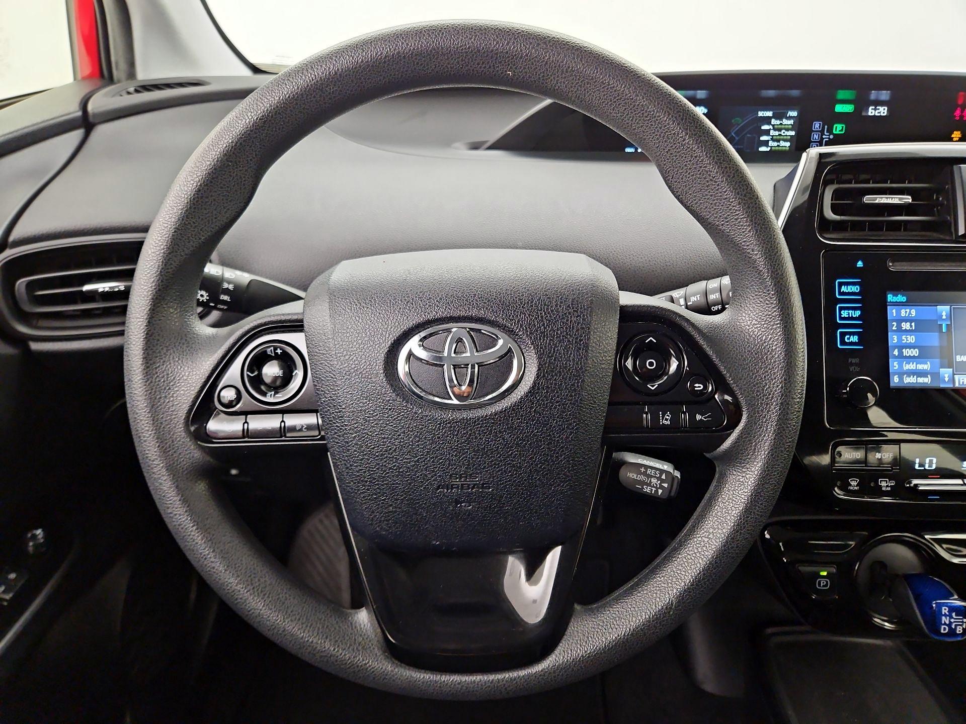 Thumbnail: 2019 Toyota Prius - 10