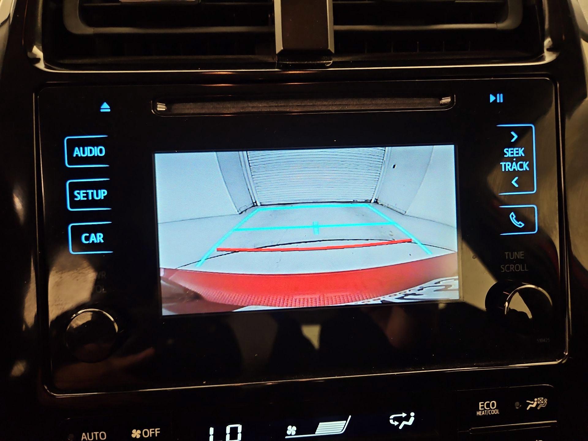 Thumbnail: 2019 Toyota Prius - 14