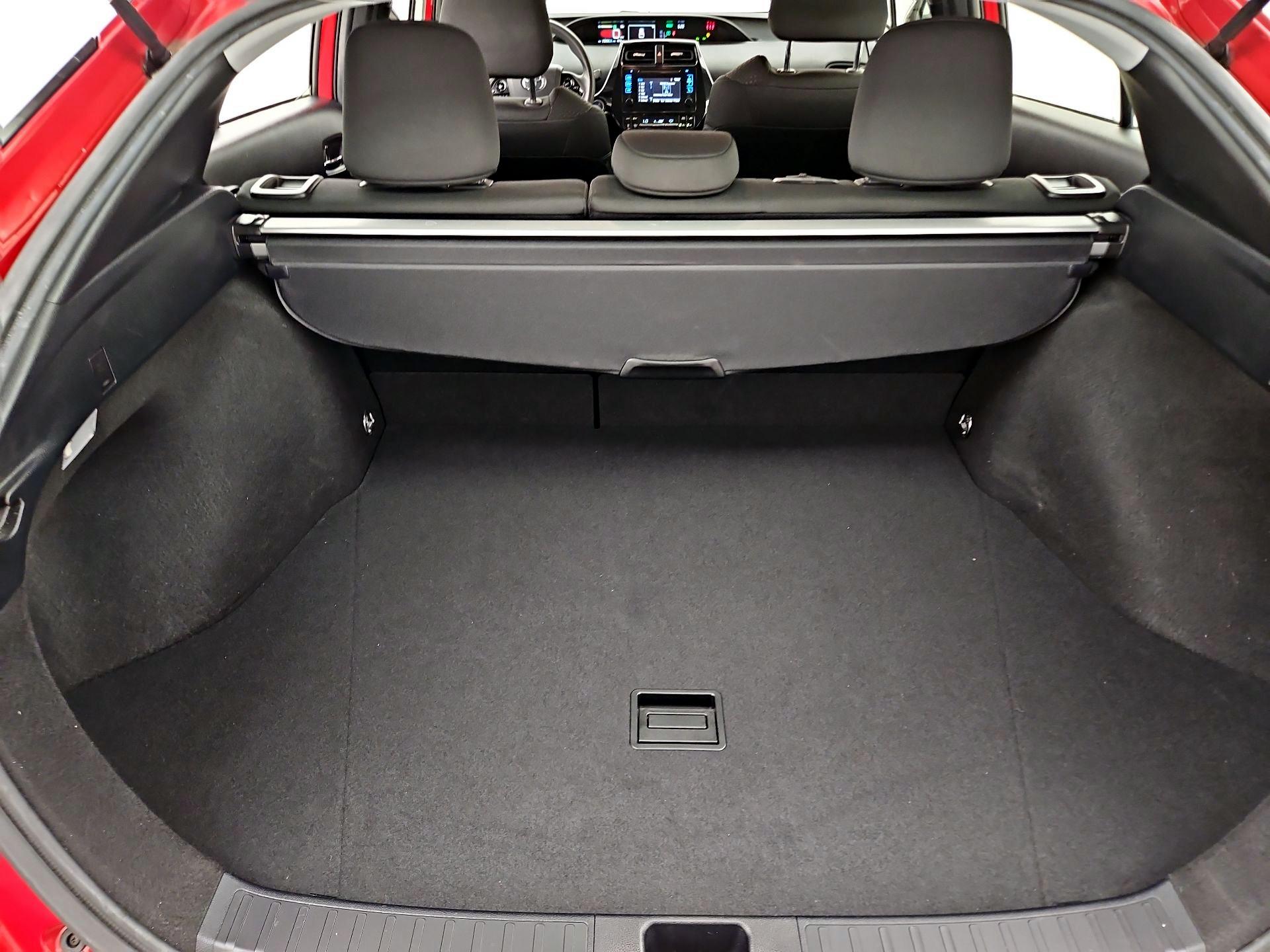 Thumbnail: 2019 Toyota Prius - 20