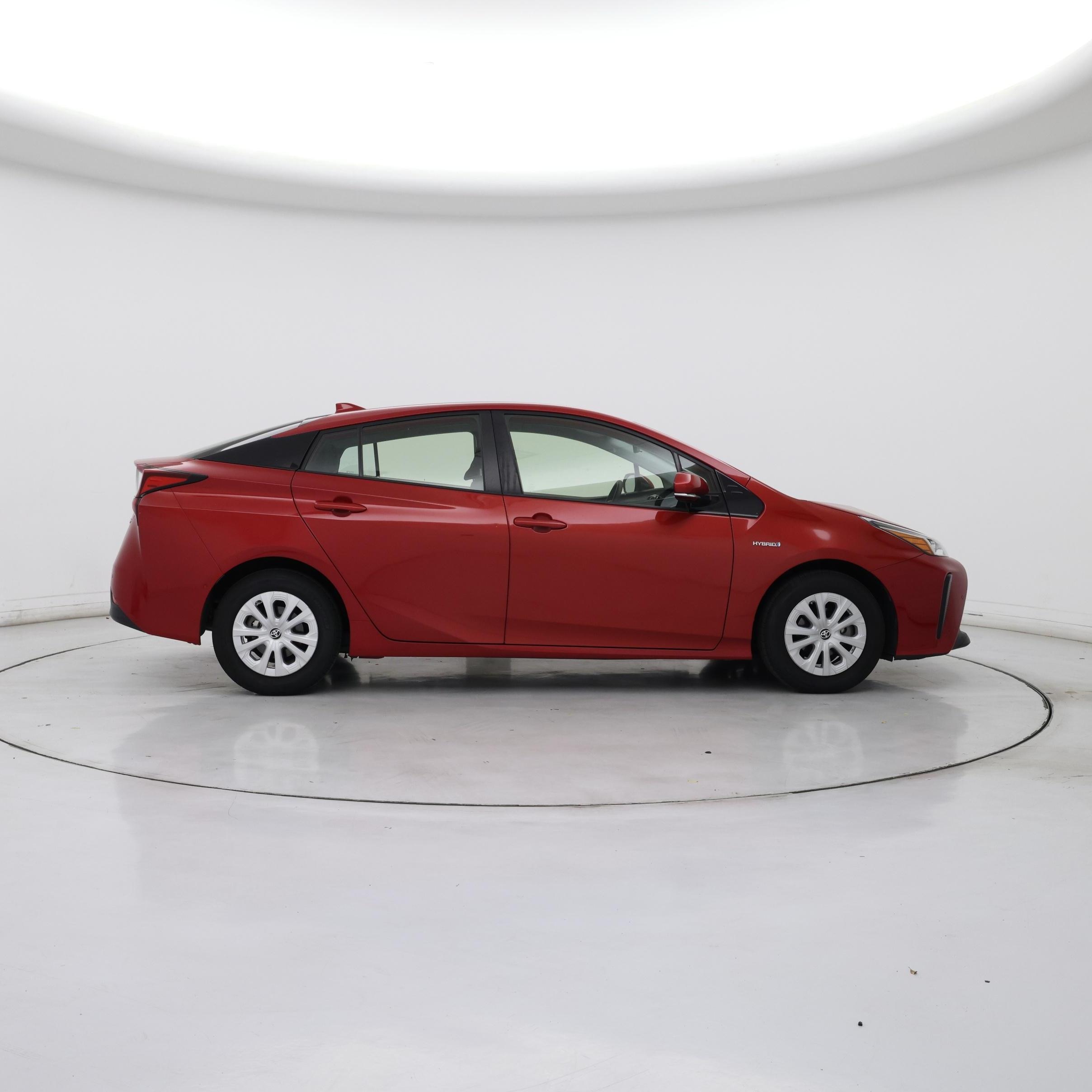 Thumbnail: 2019 Toyota Prius - 7