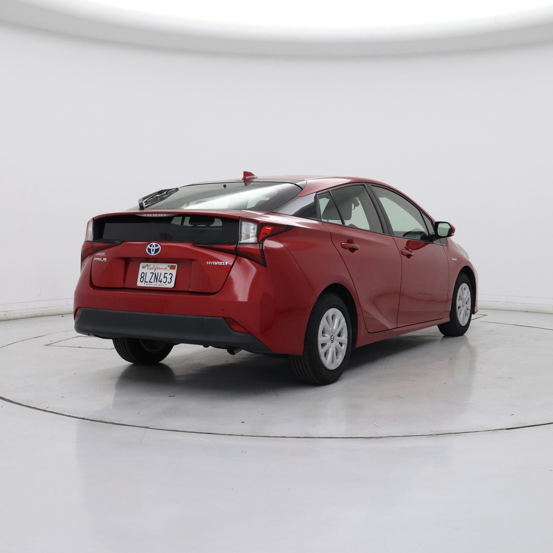 Thumbnail: 2019 Toyota Prius - 8