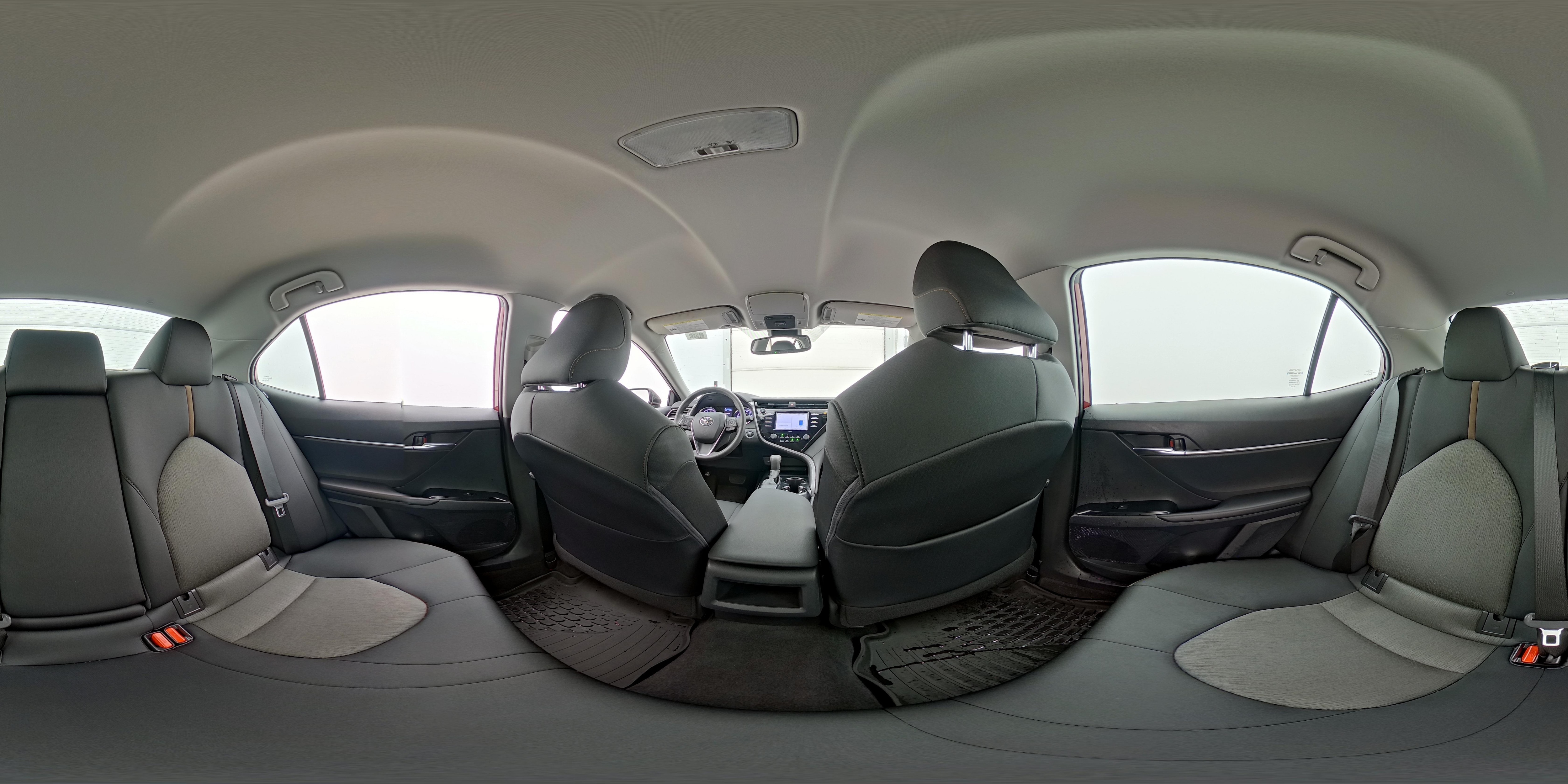 2020 Toyota Camry LE - Photo 26