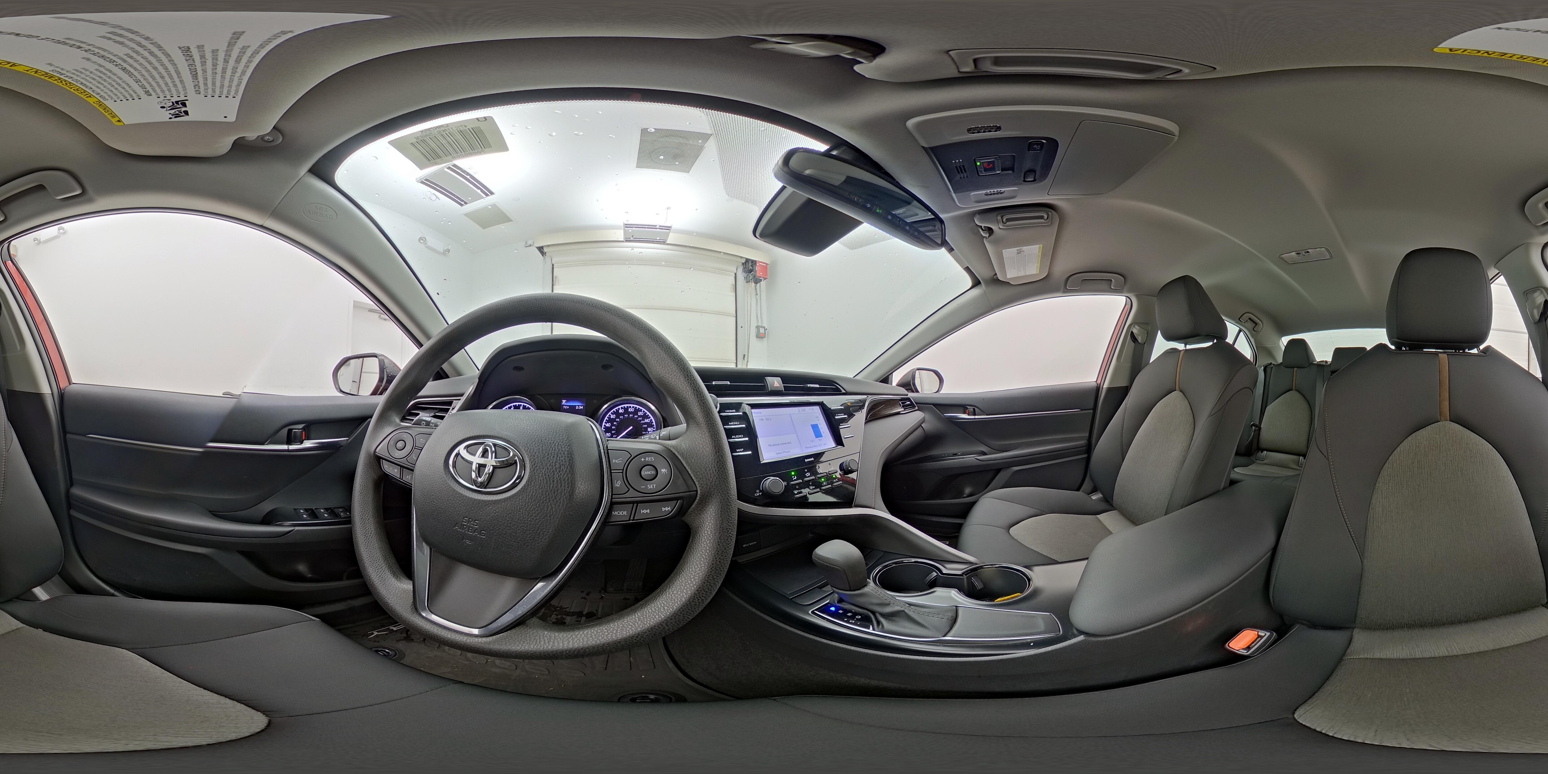 2020 Toyota Camry LE - Photo 27