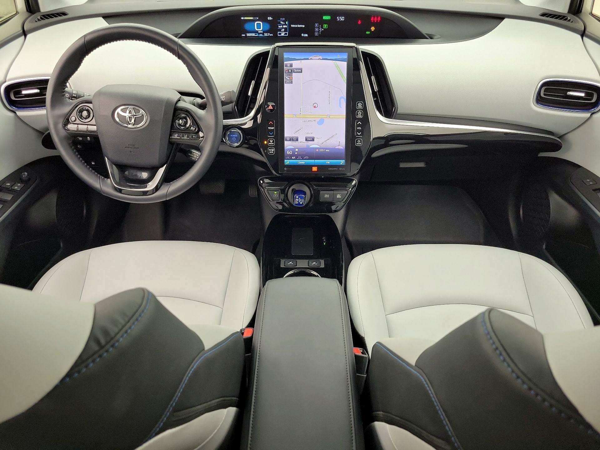Thumbnail: 2022 Toyota Prius - 9