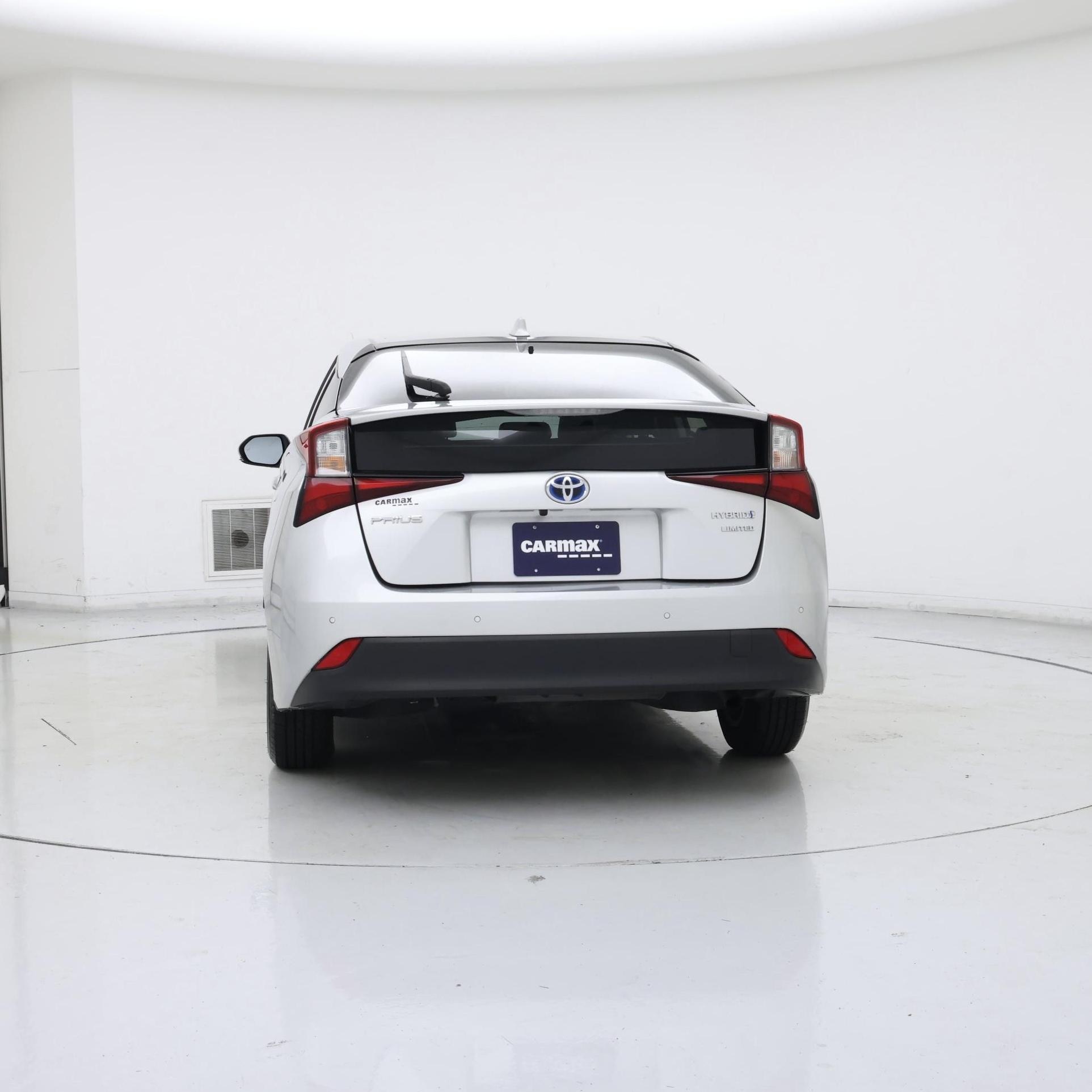 Thumbnail: 2022 Toyota Prius - 6