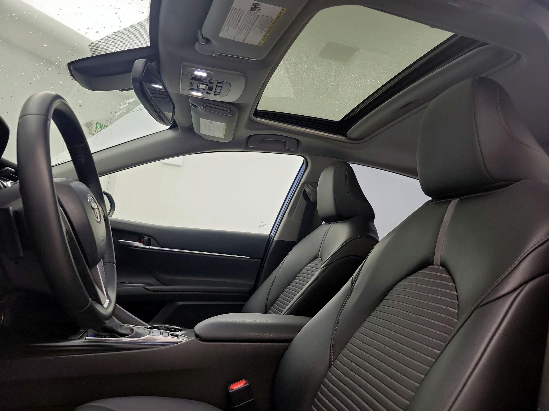 Thumbnail: 2020 Toyota Camry - 19