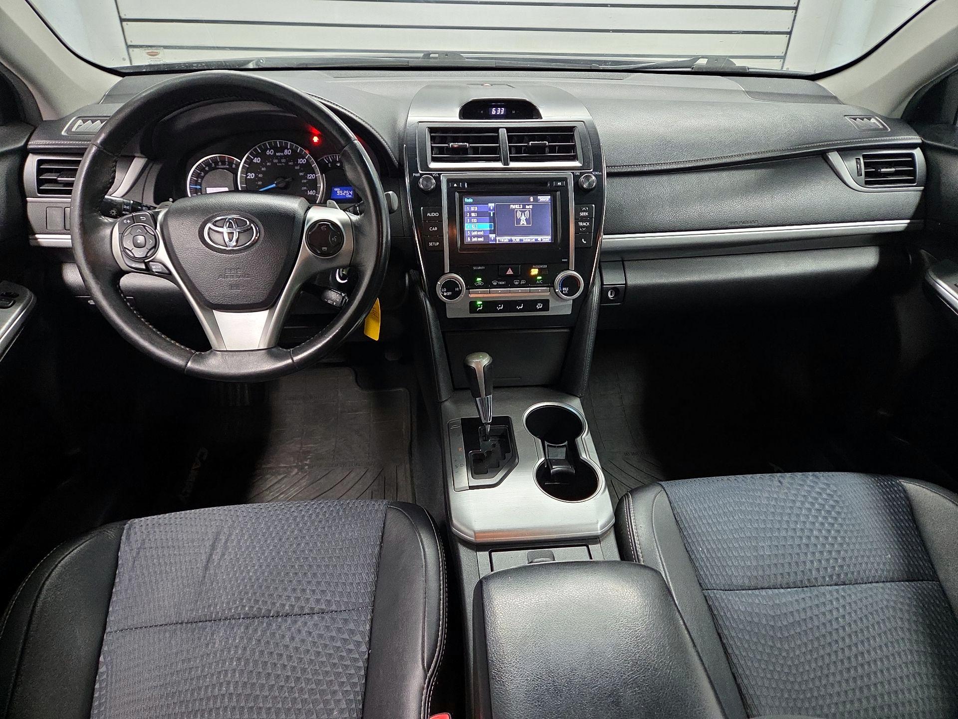 Thumbnail: 2014 Toyota Camry - 9