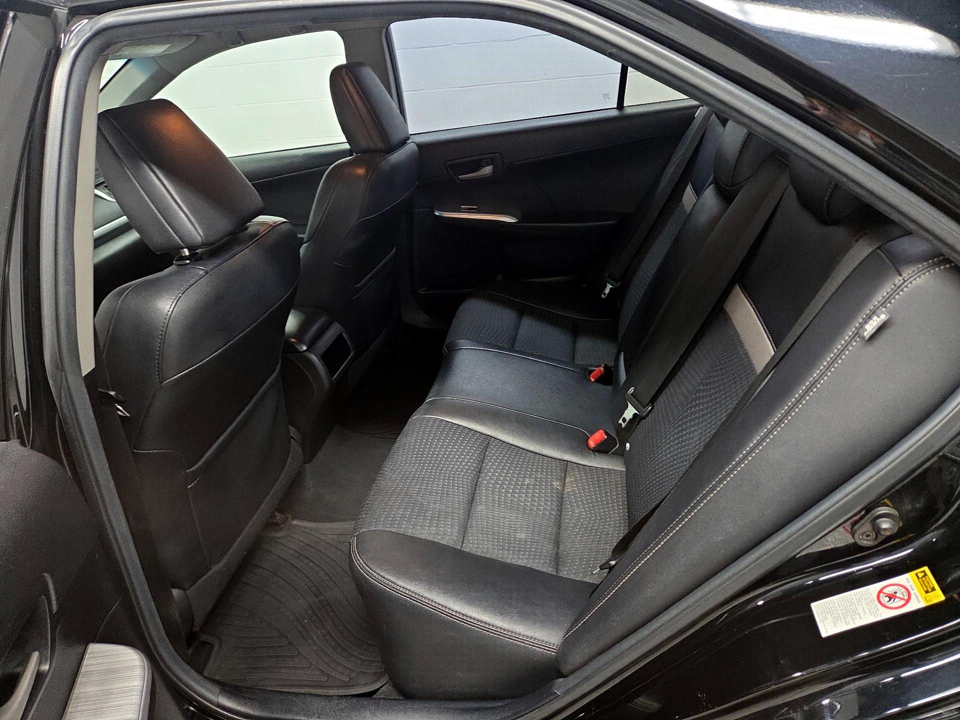 Thumbnail: 2014 Toyota Camry - 19