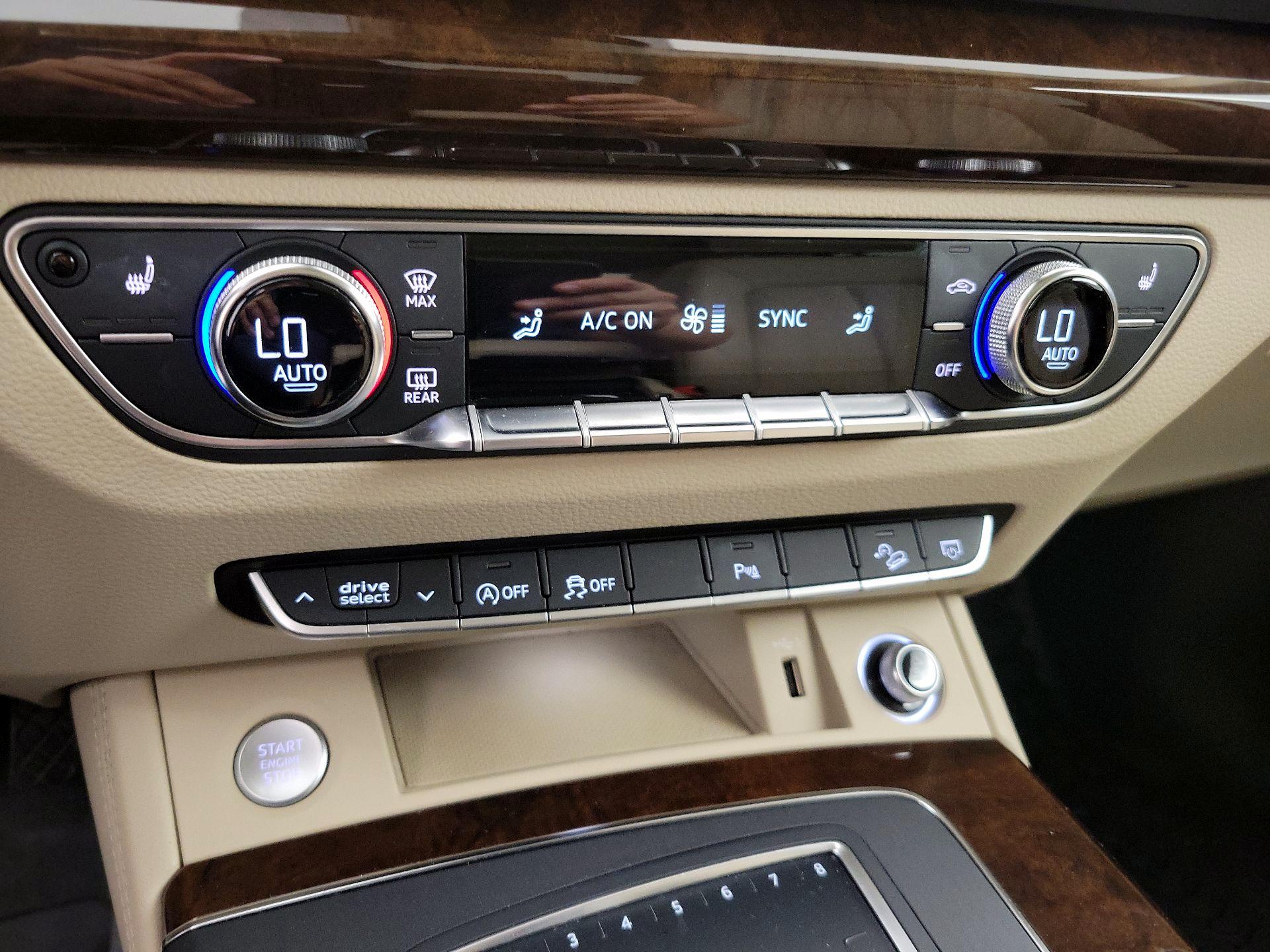 Thumbnail: 2020 Audi Q5 - 16