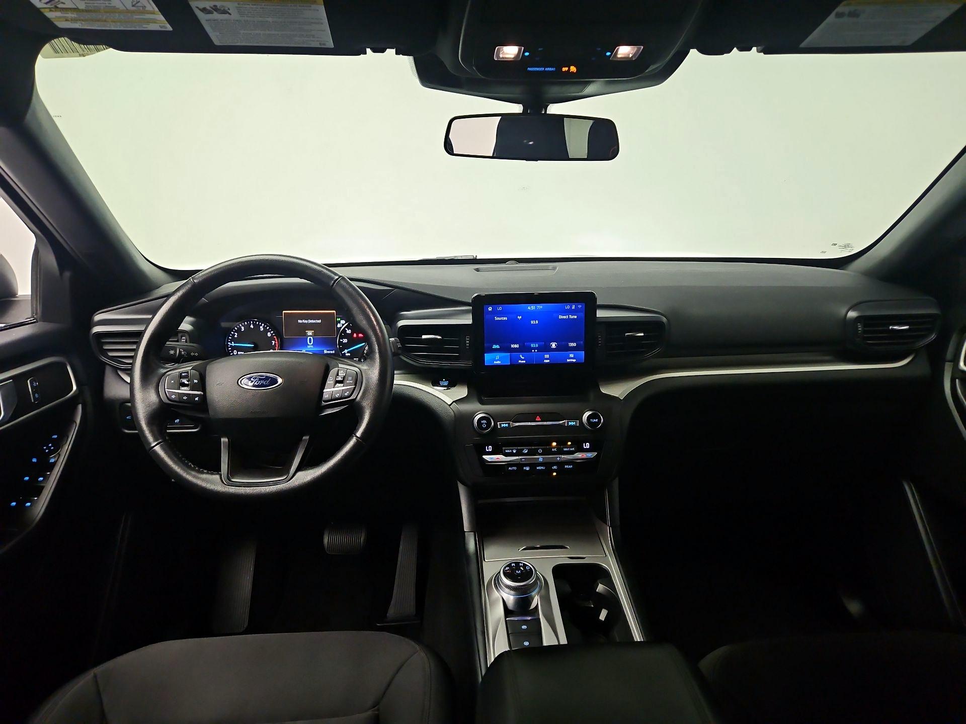 Thumbnail: 2020 Ford Explorer - 9