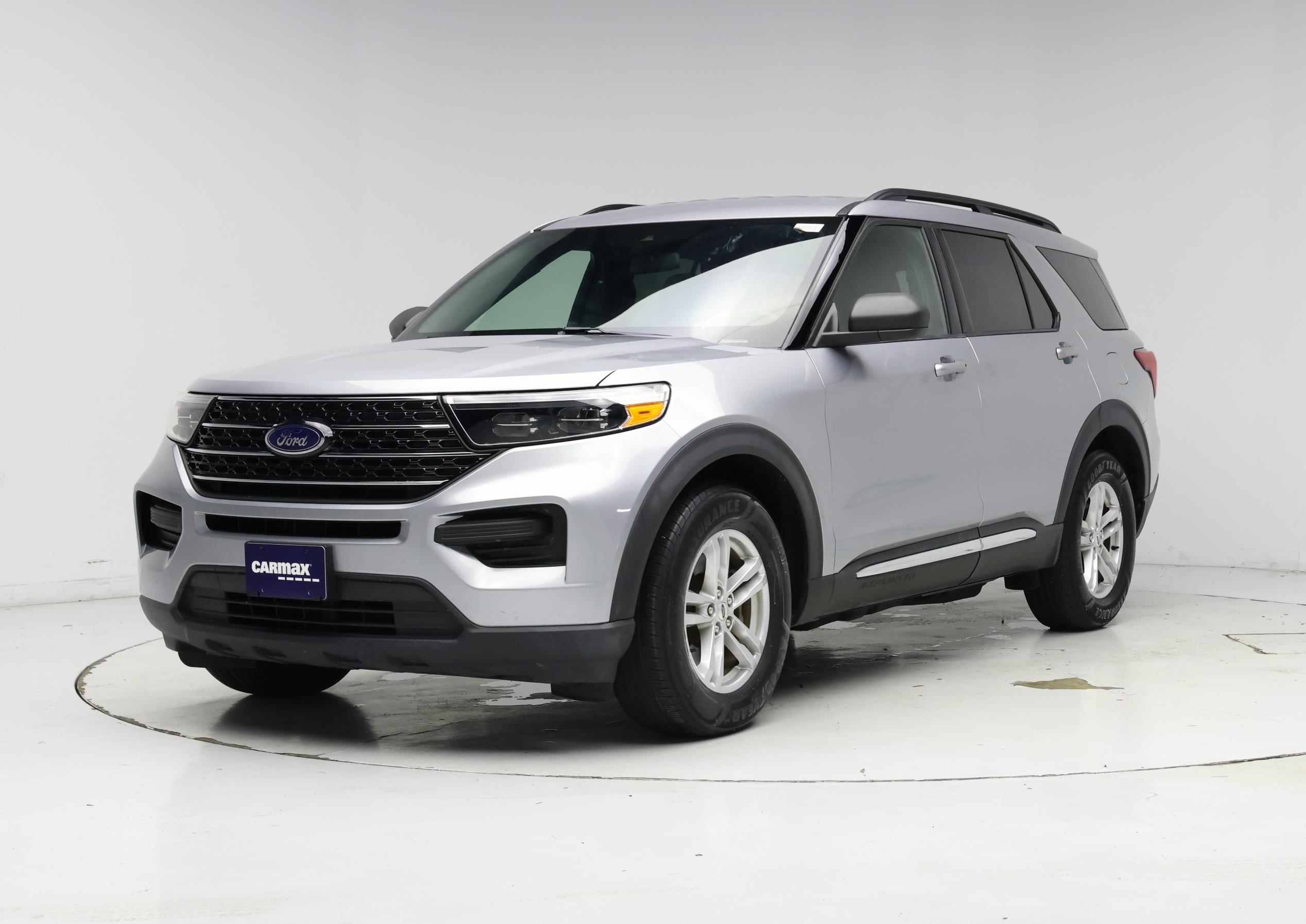 Thumbnail: 2020 Ford Explorer - 4