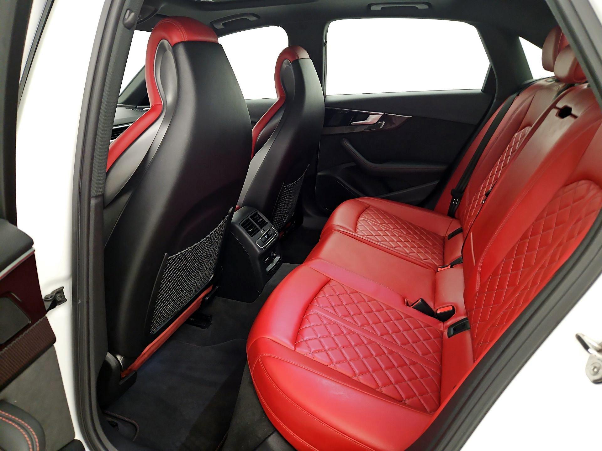 Thumbnail: 2021 Audi S4 - 20