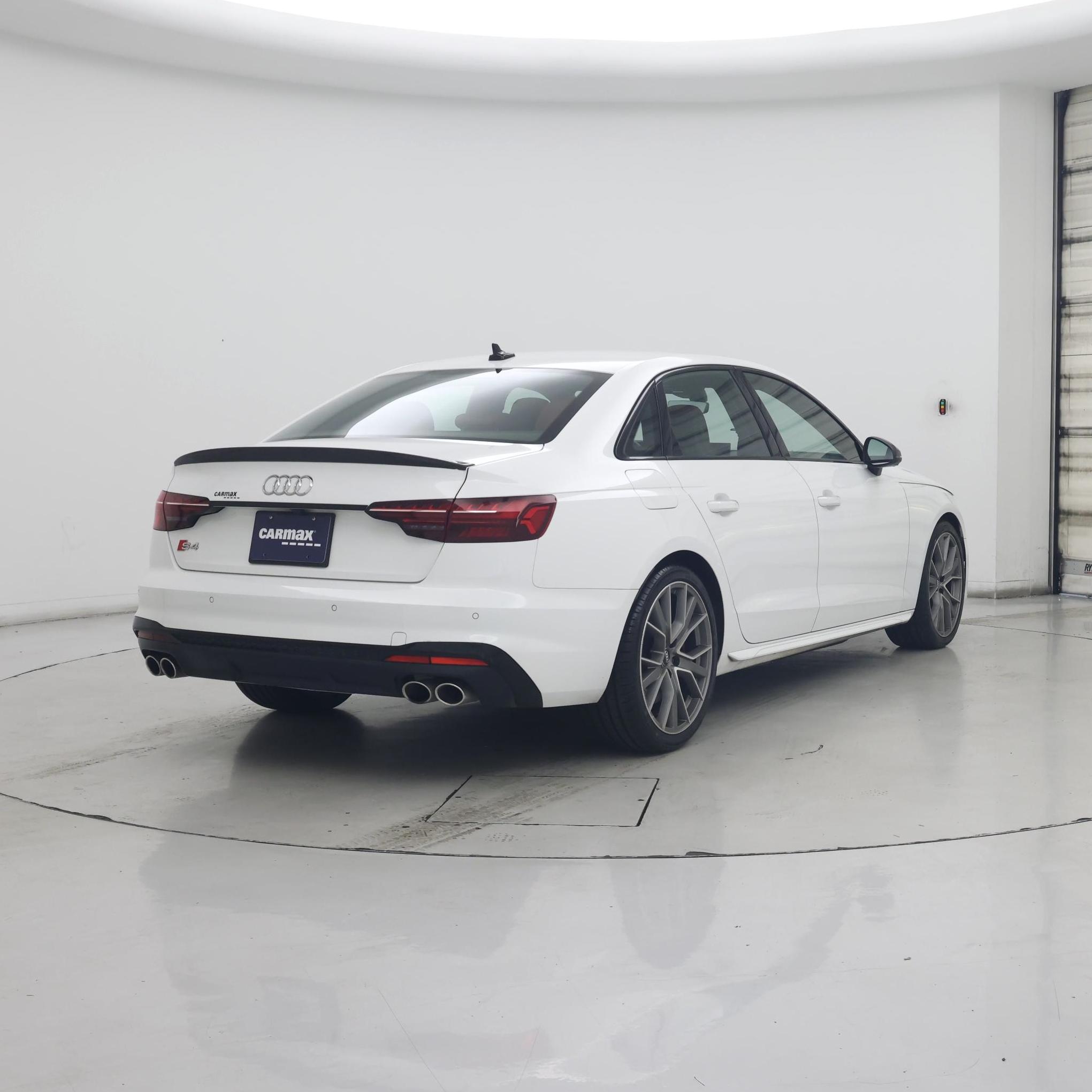 Thumbnail: 2021 Audi S4 - 8