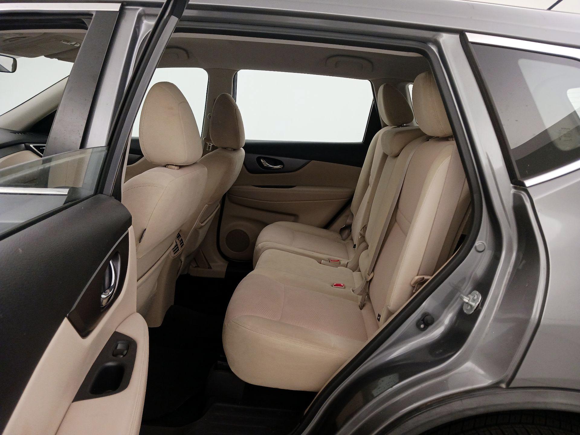Thumbnail: 2016 Nissan Rogue - 19