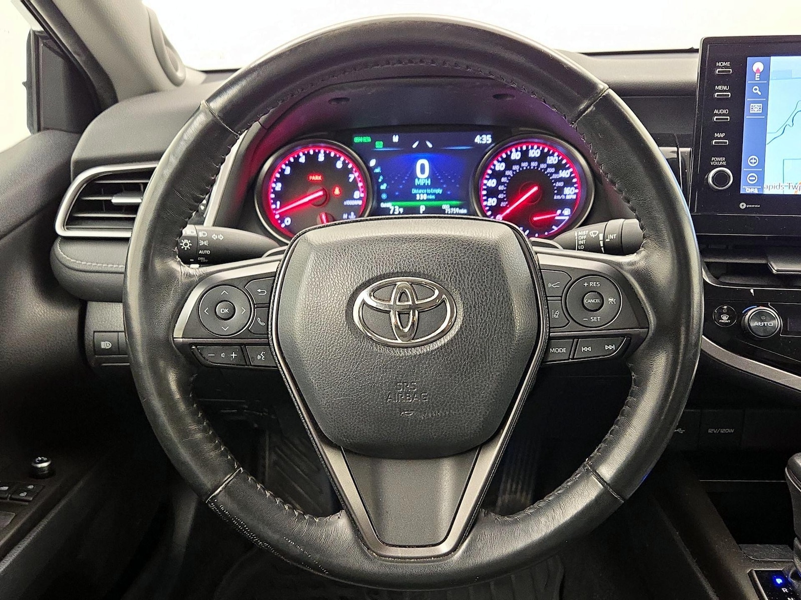 2021 Toyota Camry XSE - Photo 11