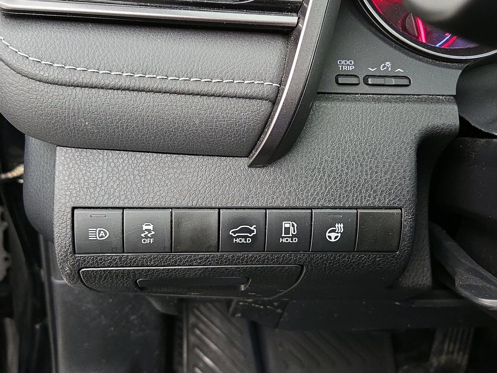 2021 Toyota Camry XSE - Photo 14