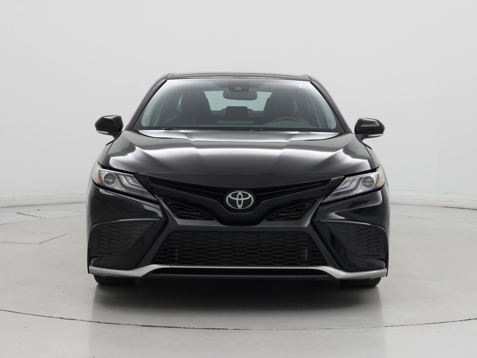 2021 Toyota Camry XSE - Photo 6