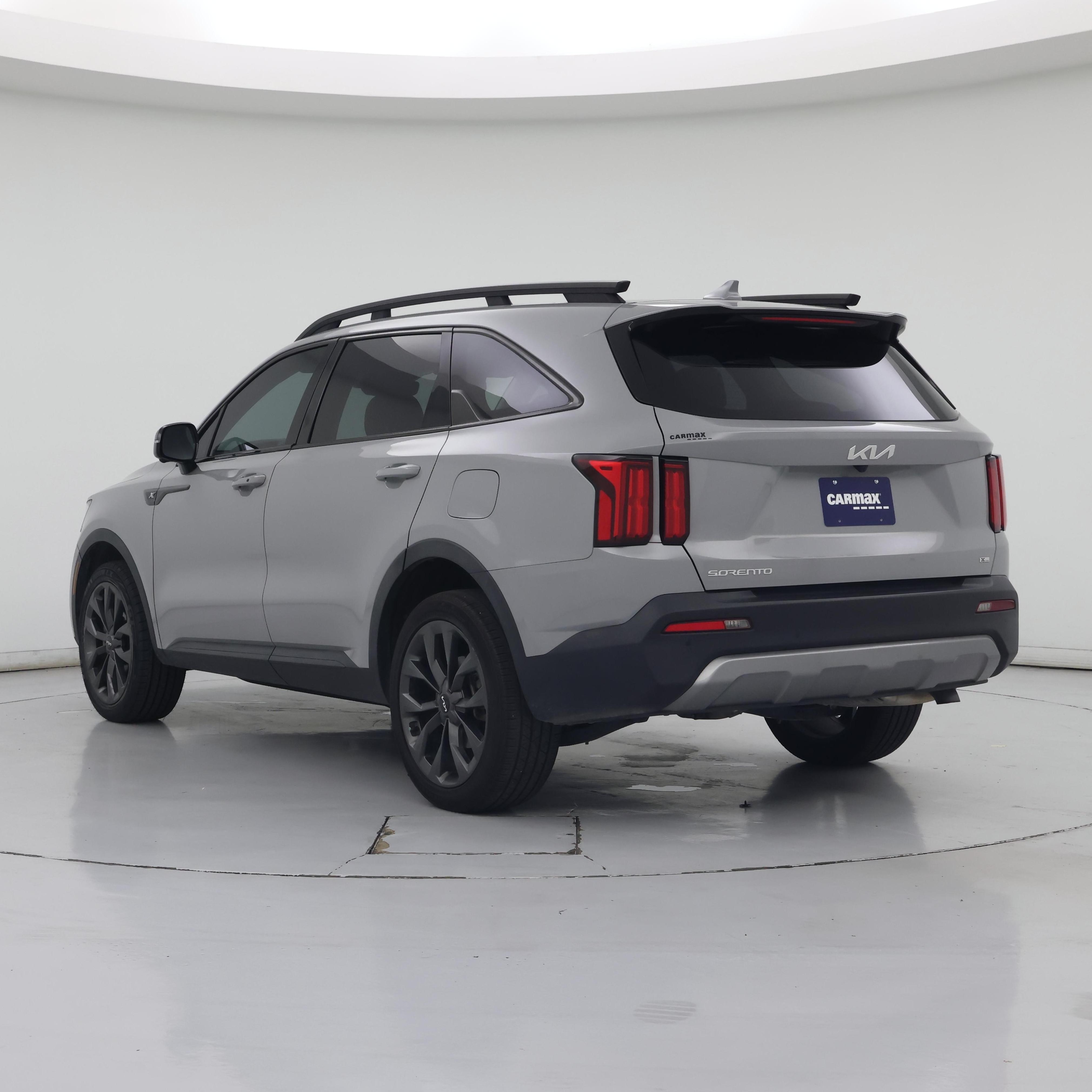 Thumbnail: 2023 Kia Sorento - 2