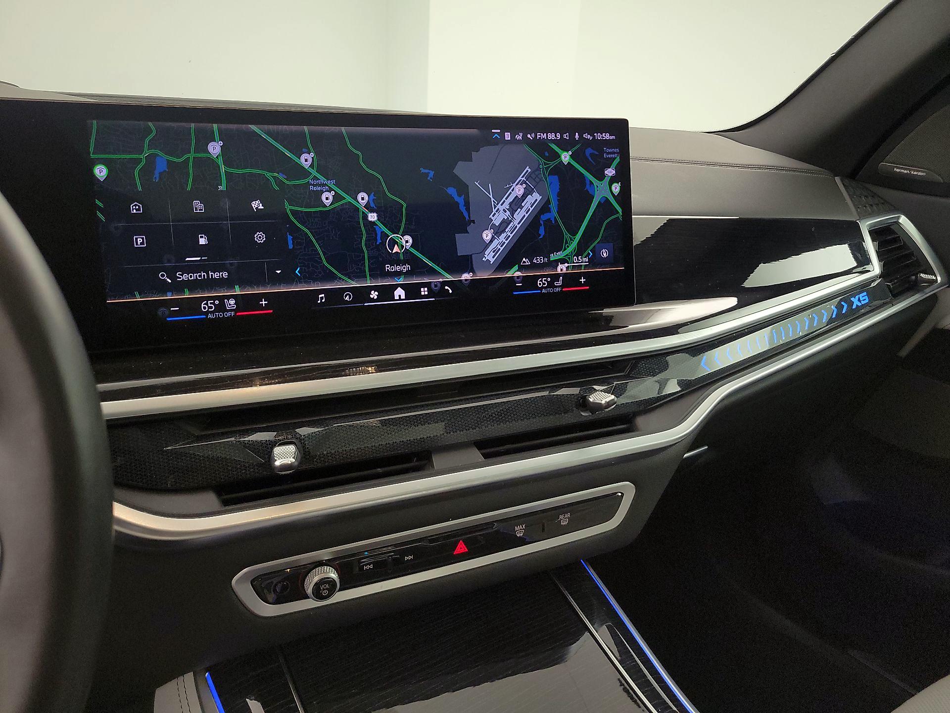 Thumbnail: 2024 BMW X5 - 14