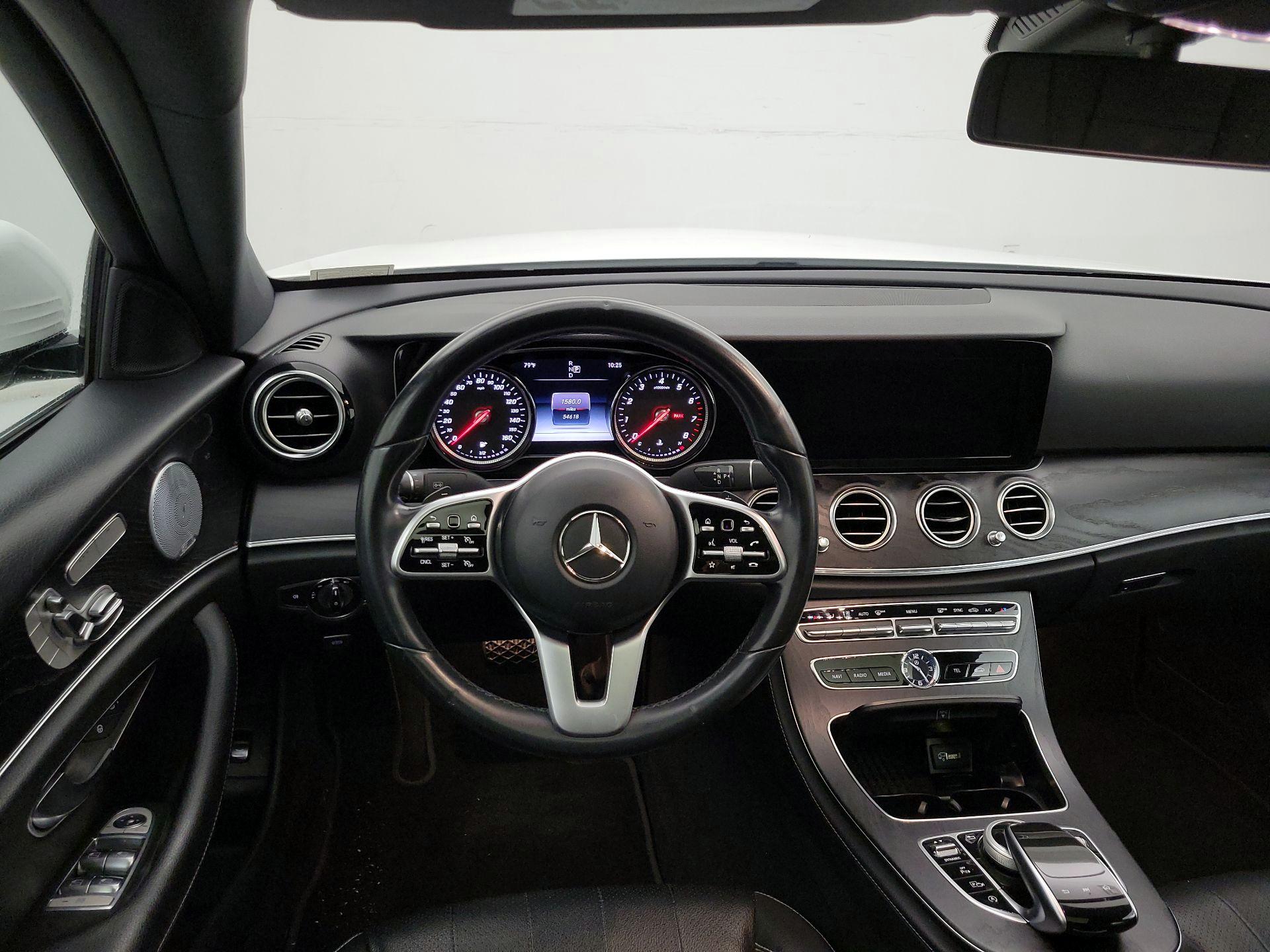 Thumbnail: 2019 Mercedes-Benz E-Class - 10