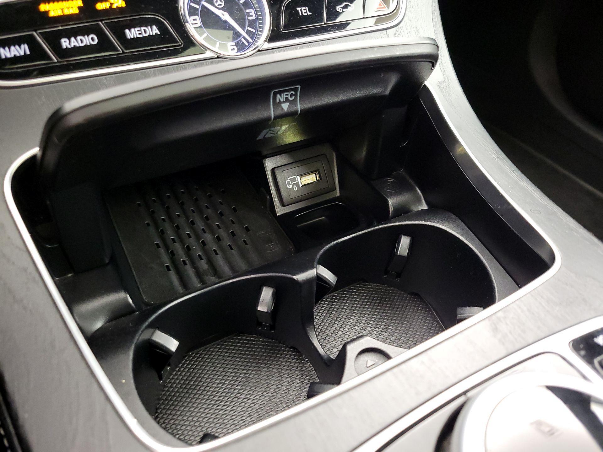 Thumbnail: 2019 Mercedes-Benz E-Class - 19