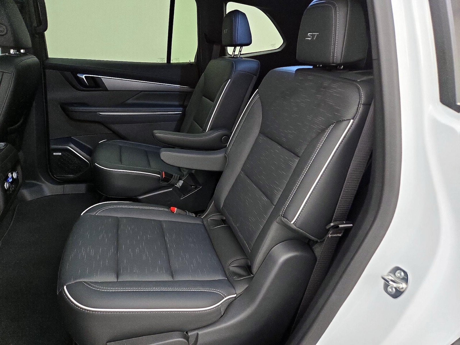 2025 Buick Enclave Sport Touring - Photo 21