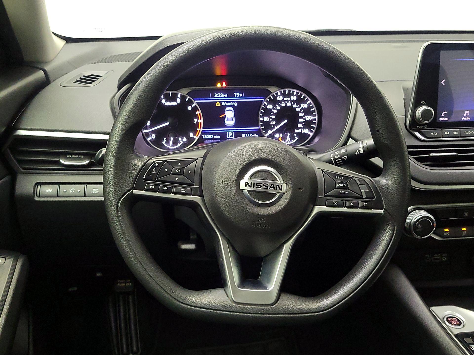 Thumbnail: 2020 Nissan Altima - 10
