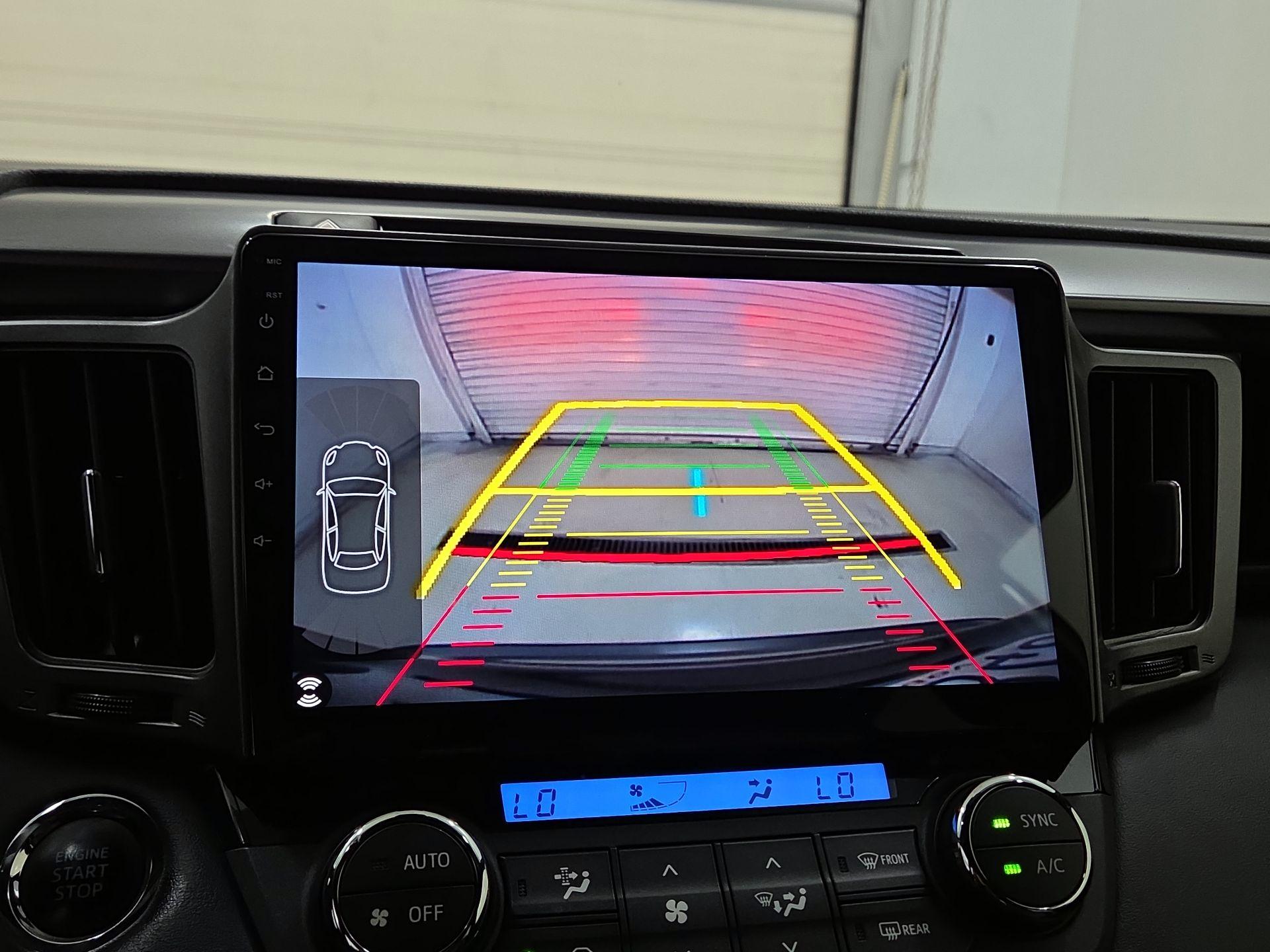 Thumbnail: 2017 Toyota RAV4 - 14