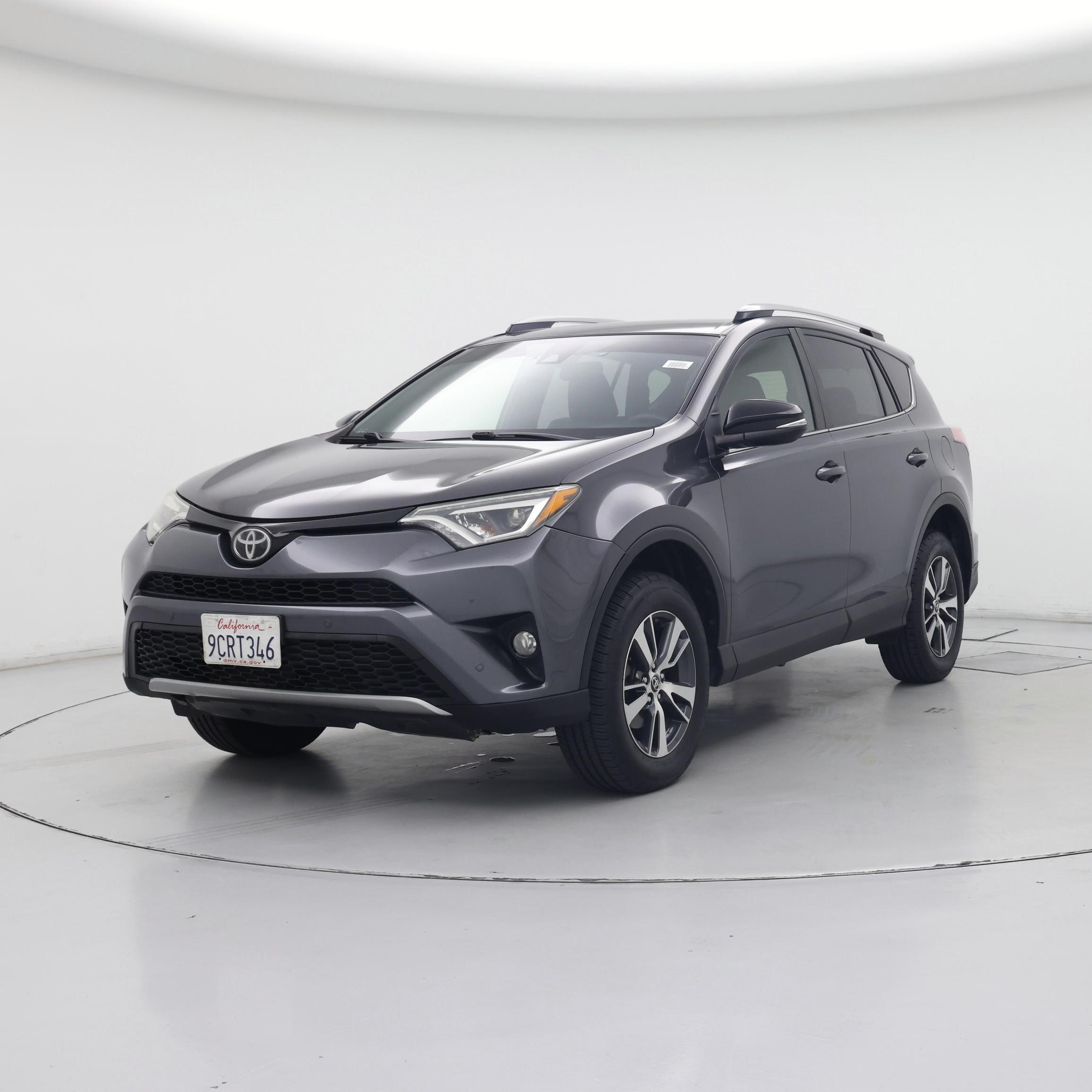 Thumbnail: 2017 Toyota RAV4 - 4