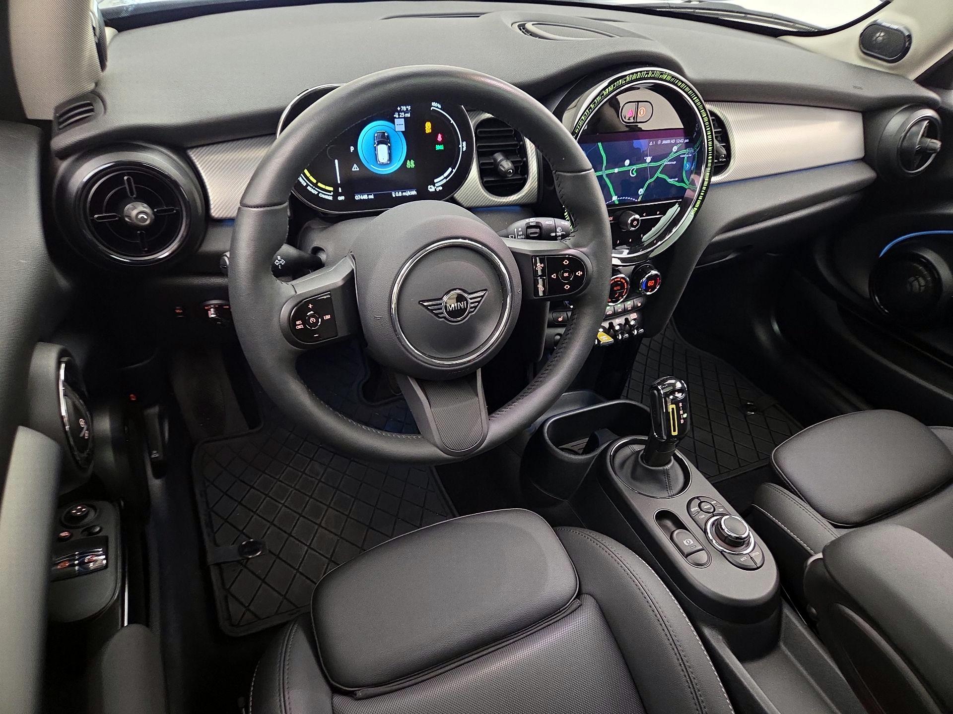 Thumbnail: 2024 MINI Cooper Hardtop - 9