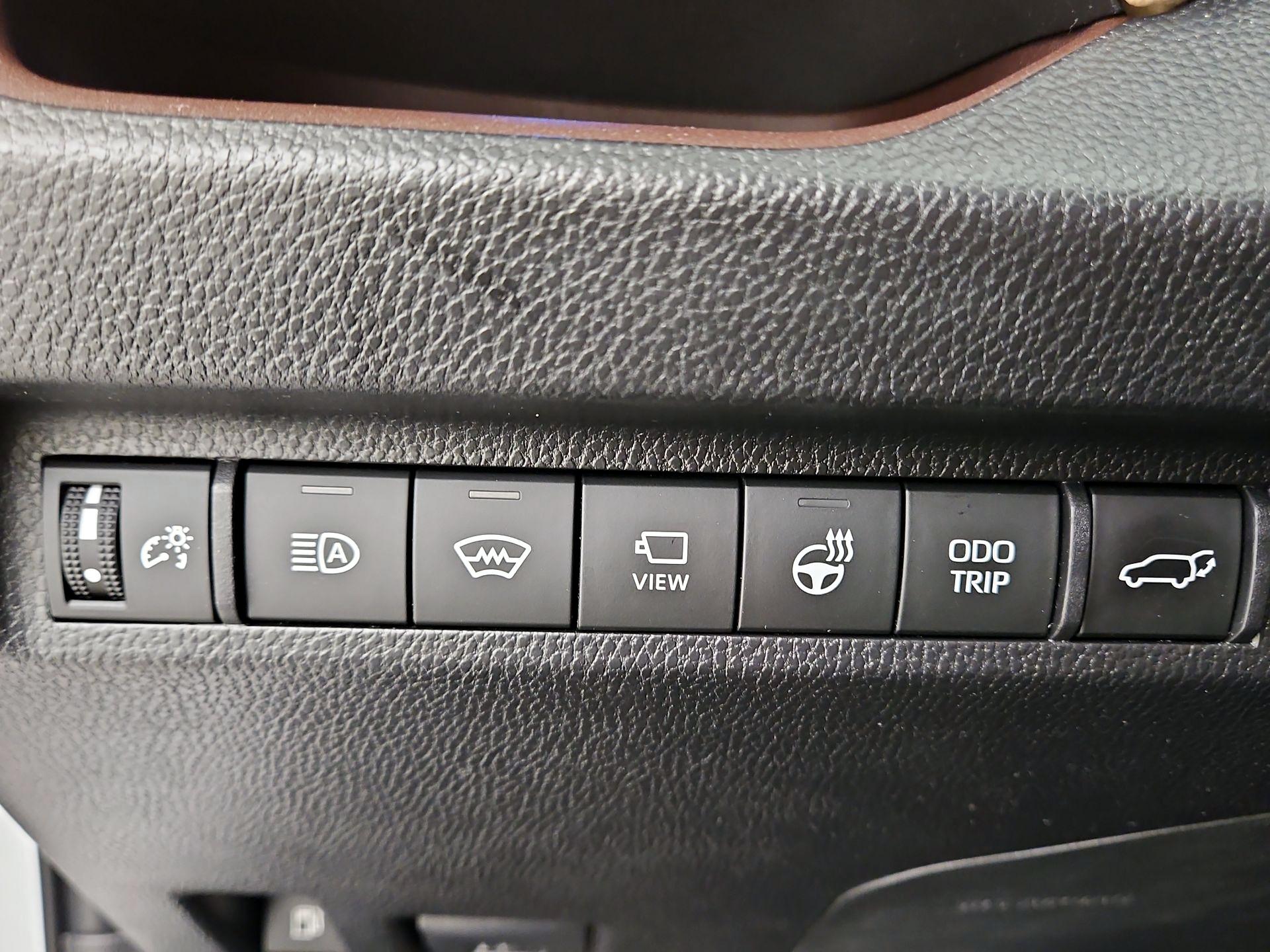Thumbnail: 2024 Toyota RAV4 - 13