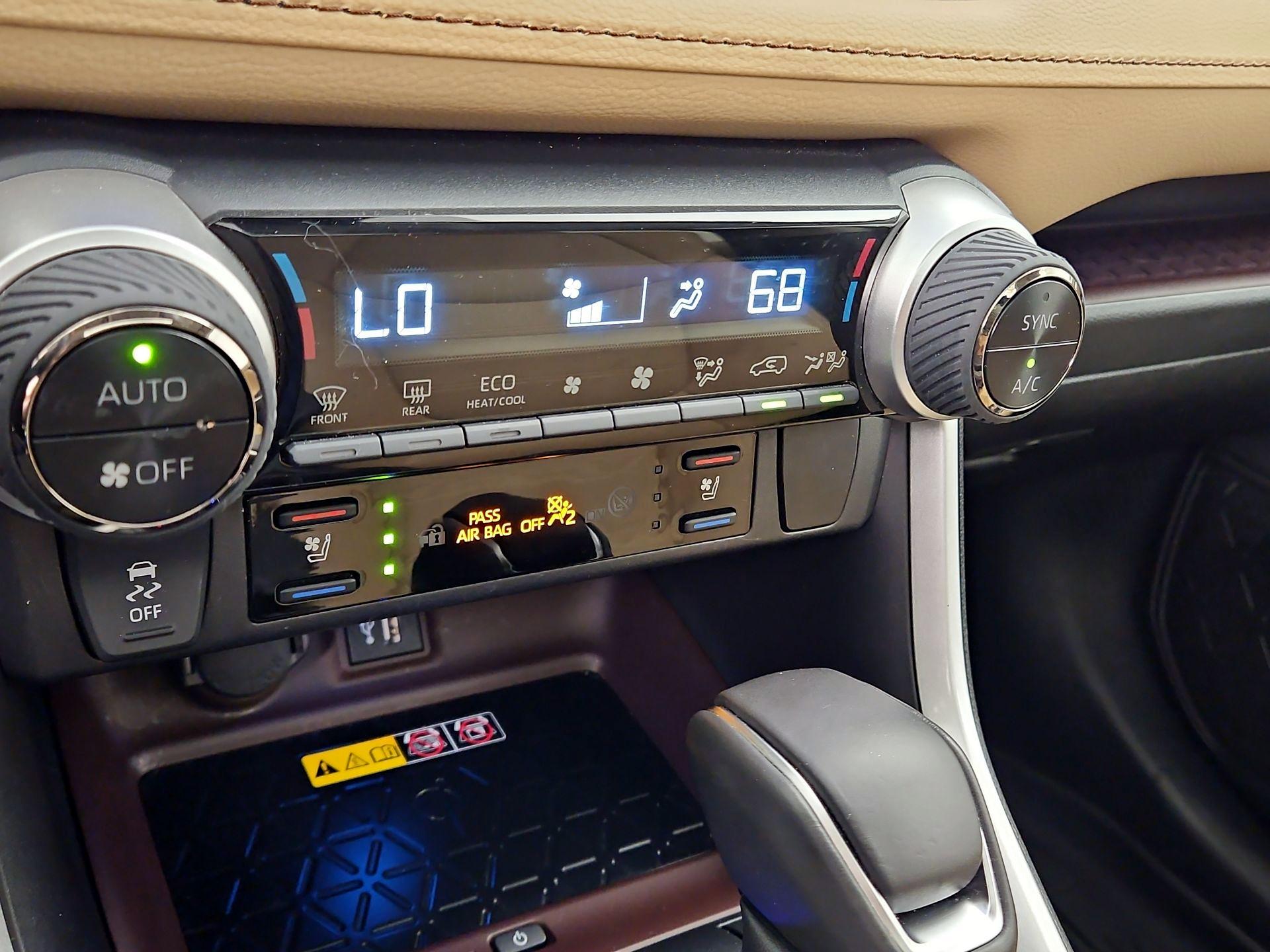 Thumbnail: 2024 Toyota RAV4 - 16