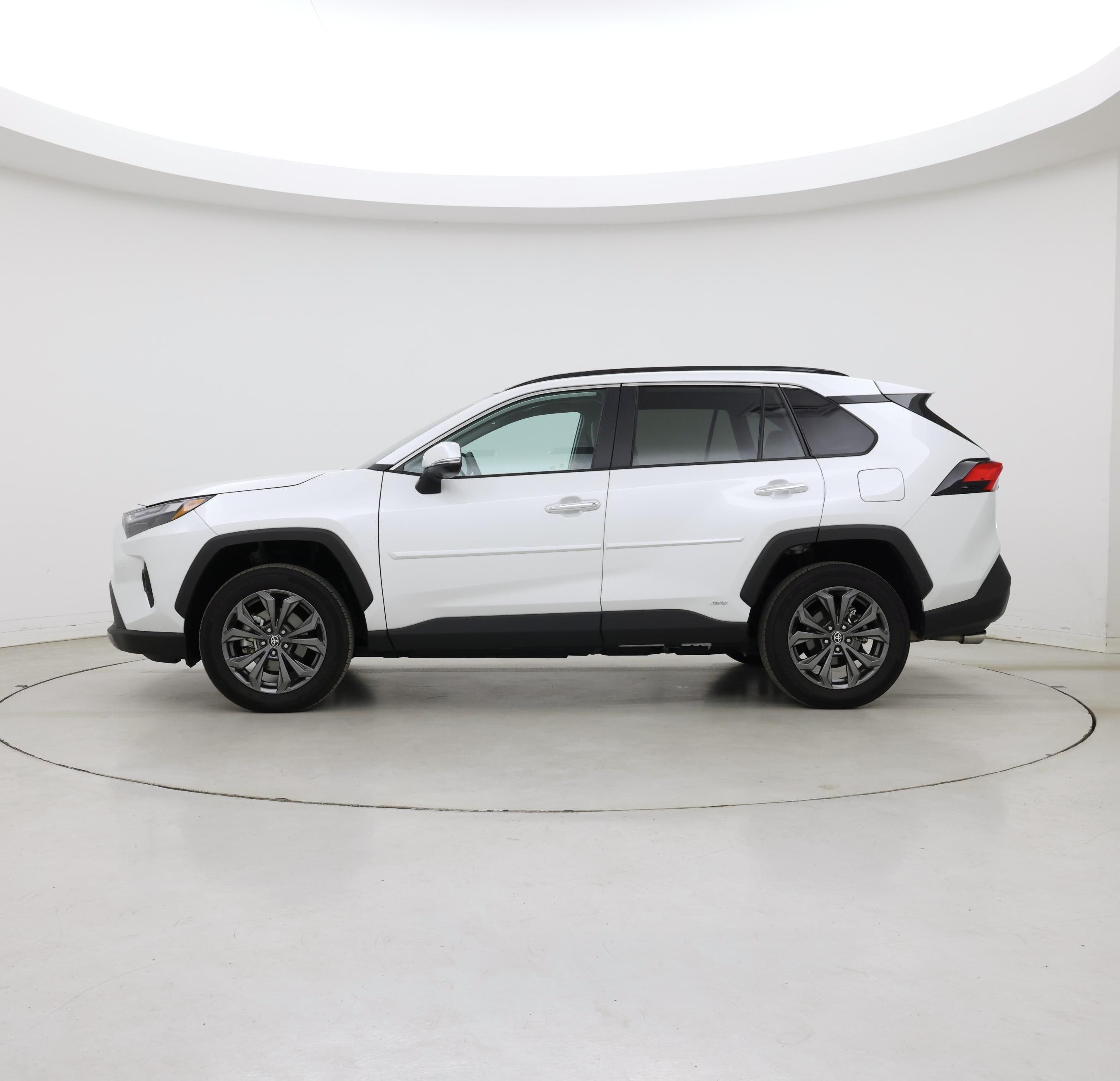 Thumbnail: 2024 Toyota RAV4 - 3