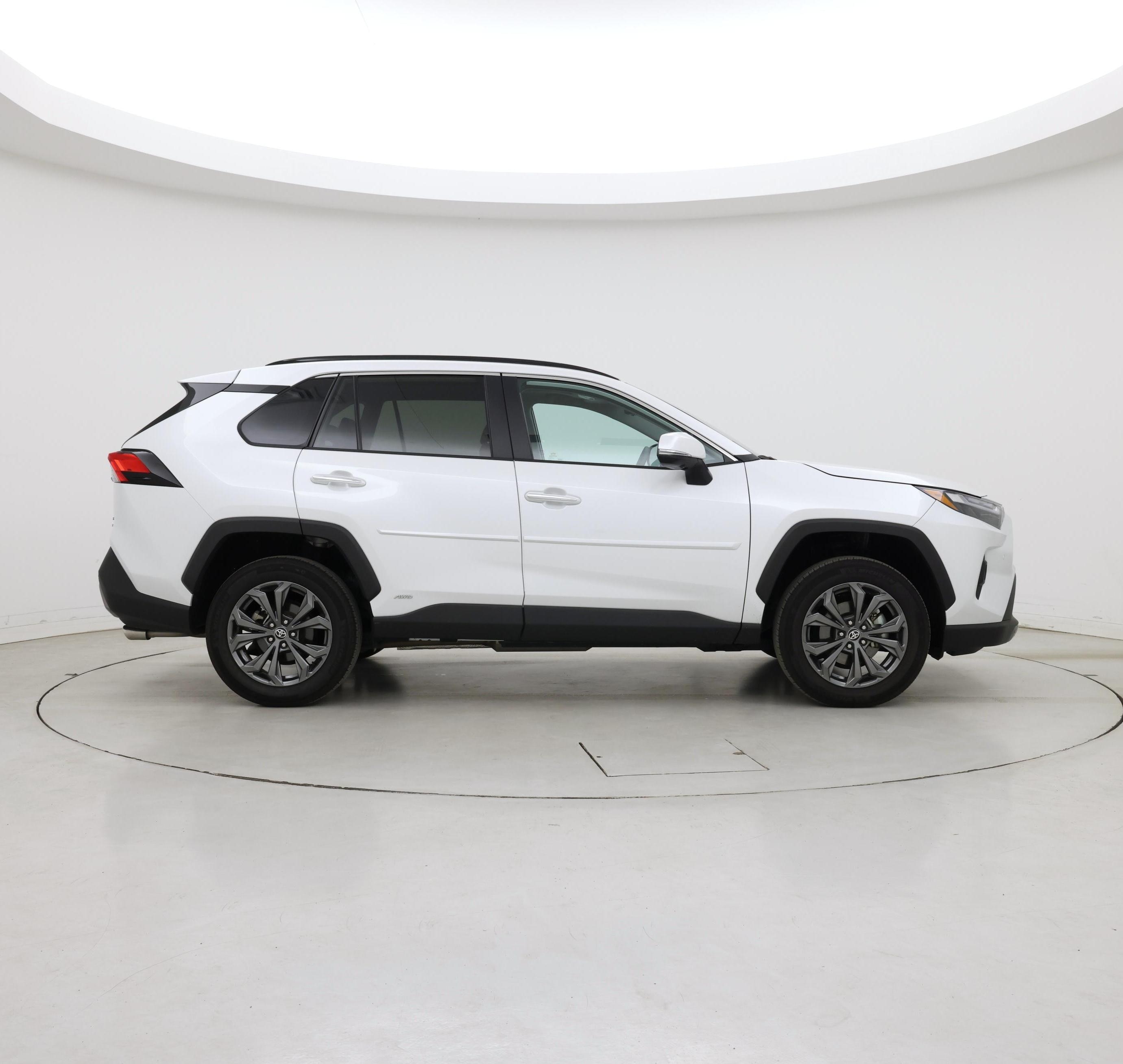 Thumbnail: 2024 Toyota RAV4 - 7