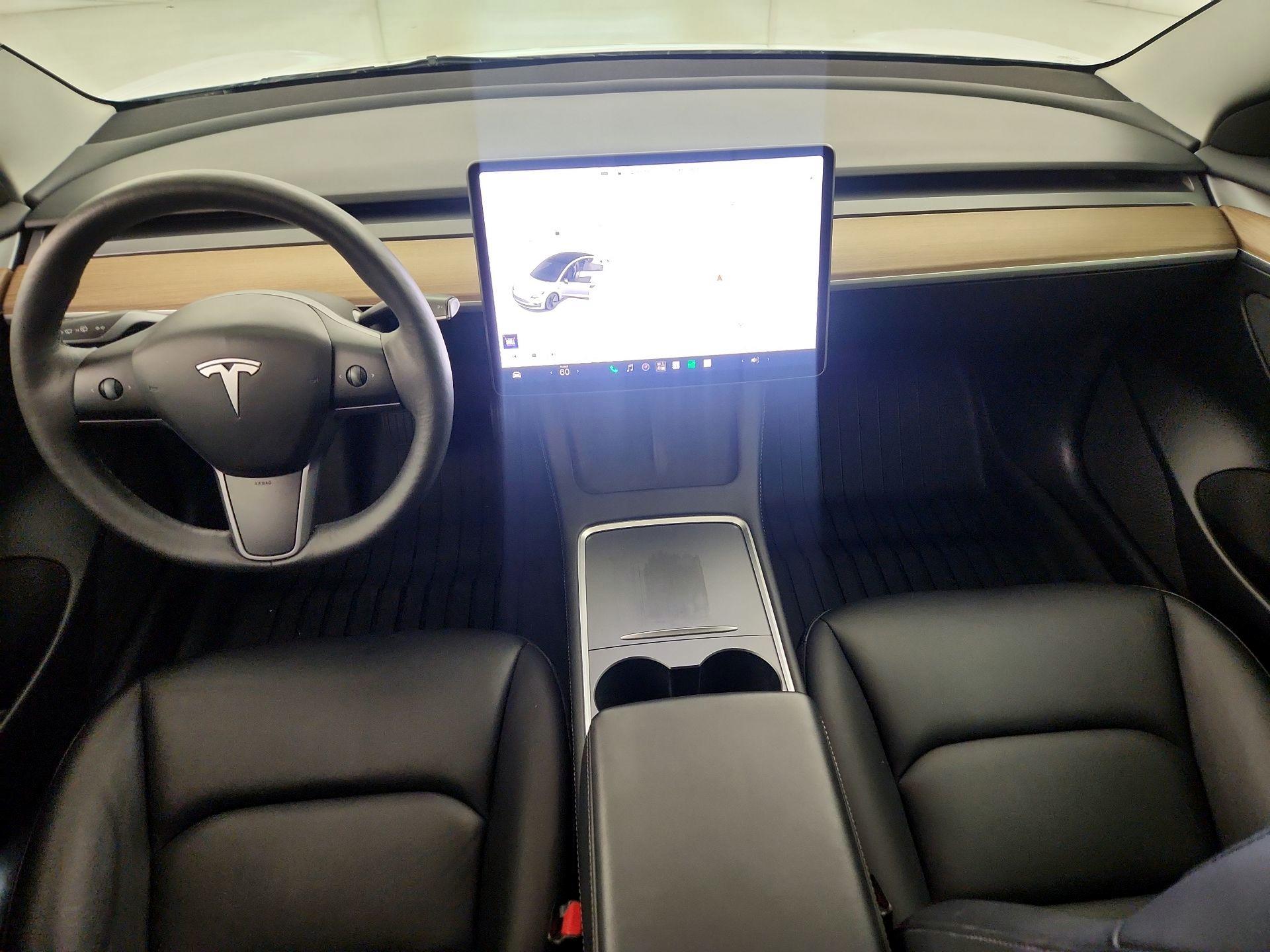 Thumbnail: 2023 Tesla Model 3 - 9
