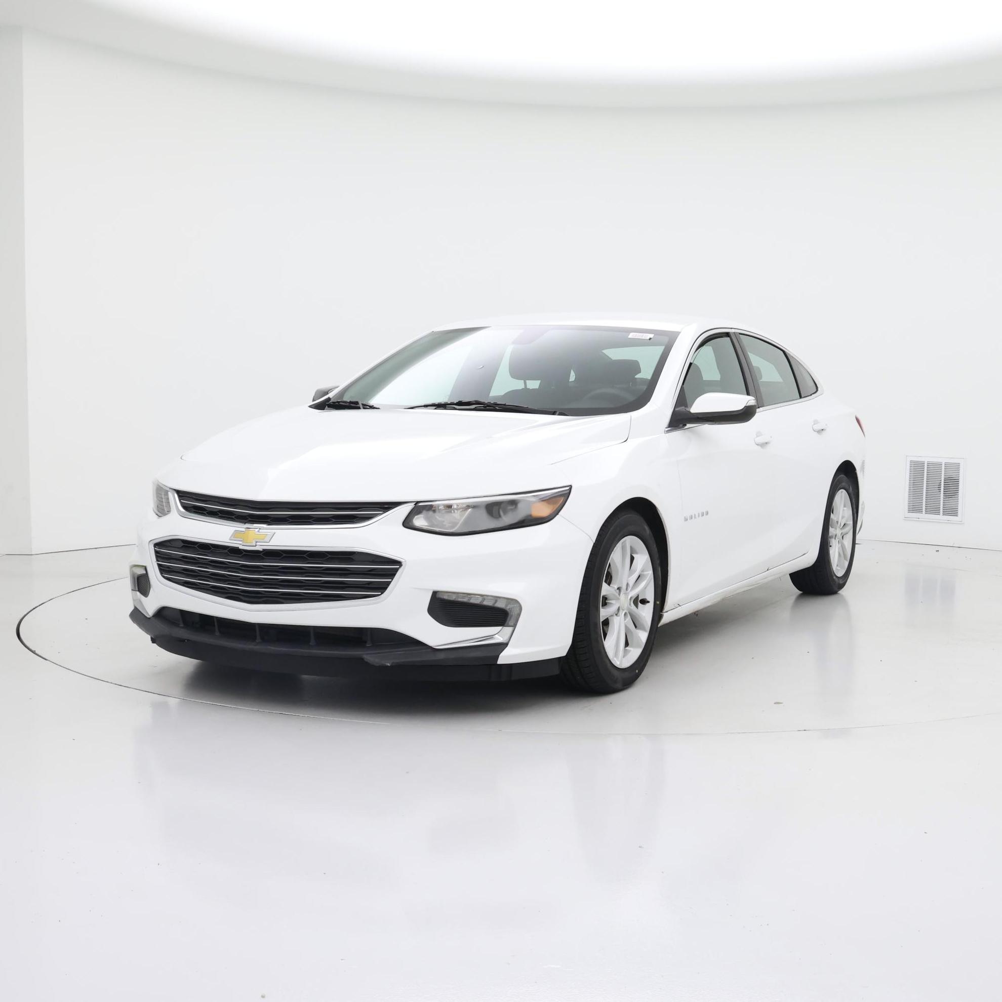 Thumbnail: 2017 Chevrolet Malibu - 4